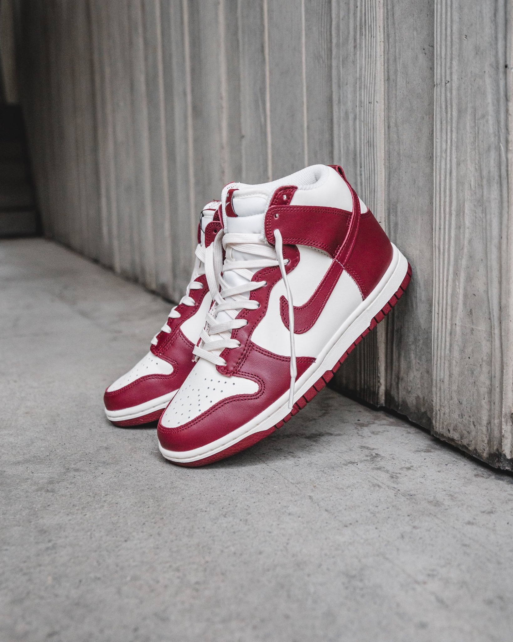 NIKE WMNS Dunk High / 109.99€ / 36.5 - 41 / Release: February 11th 