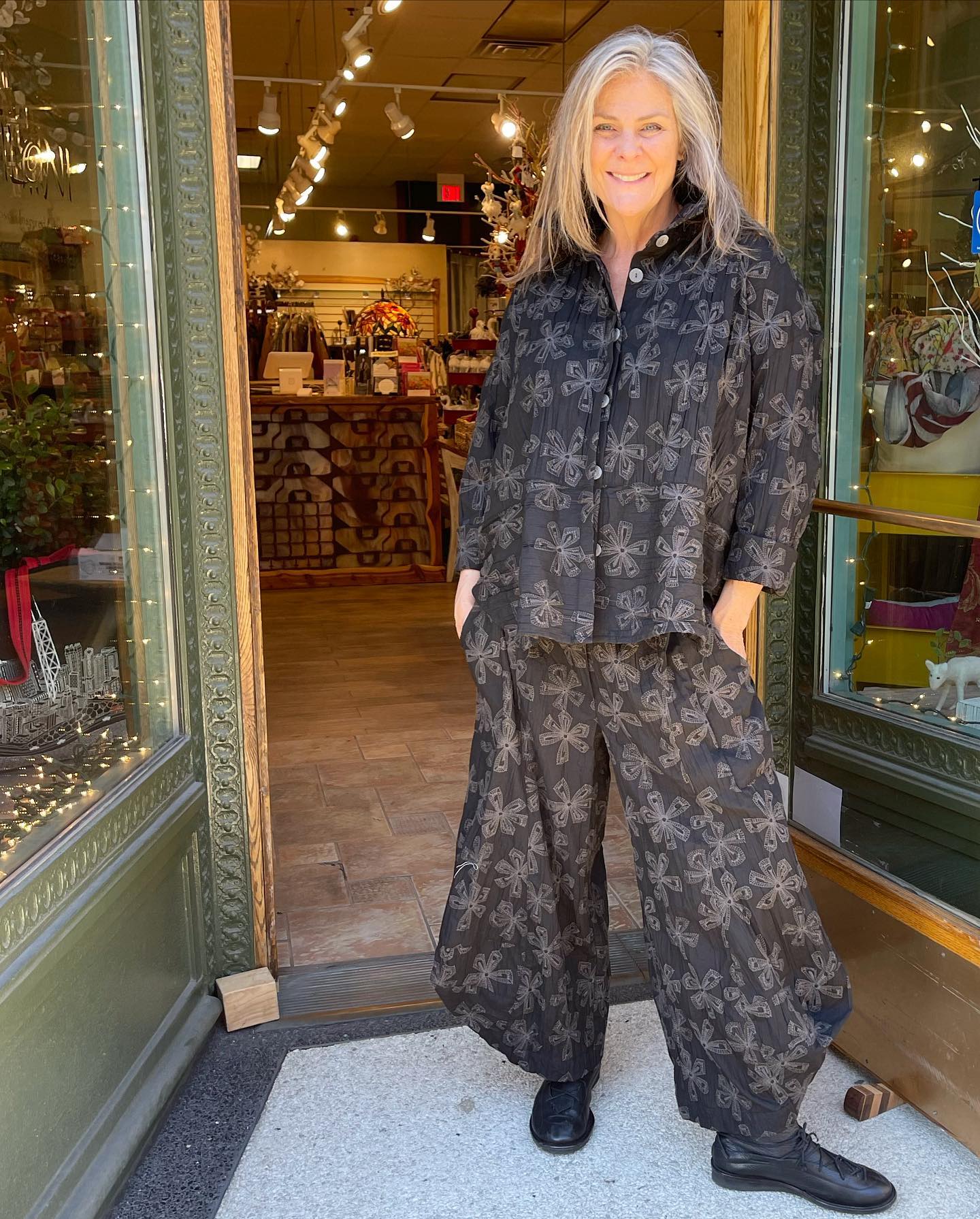 FILONI - 🤗New treats from Jane Mohr arrived🤗. Susan wears...