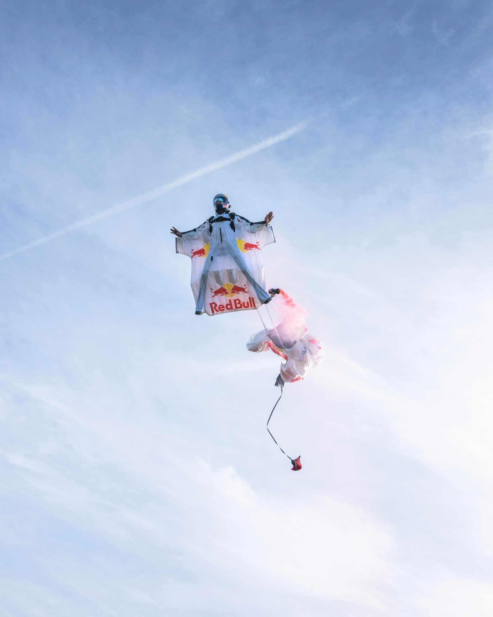Look ma, no hands! 🙌 Jon Devore by... - Red Bull Air Force