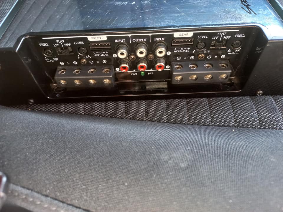 Lightning Audio S4.400.4　4chパワーアンプ Lightning Audio STRIKE S4.400.4 VERY RARE FIND R1000
