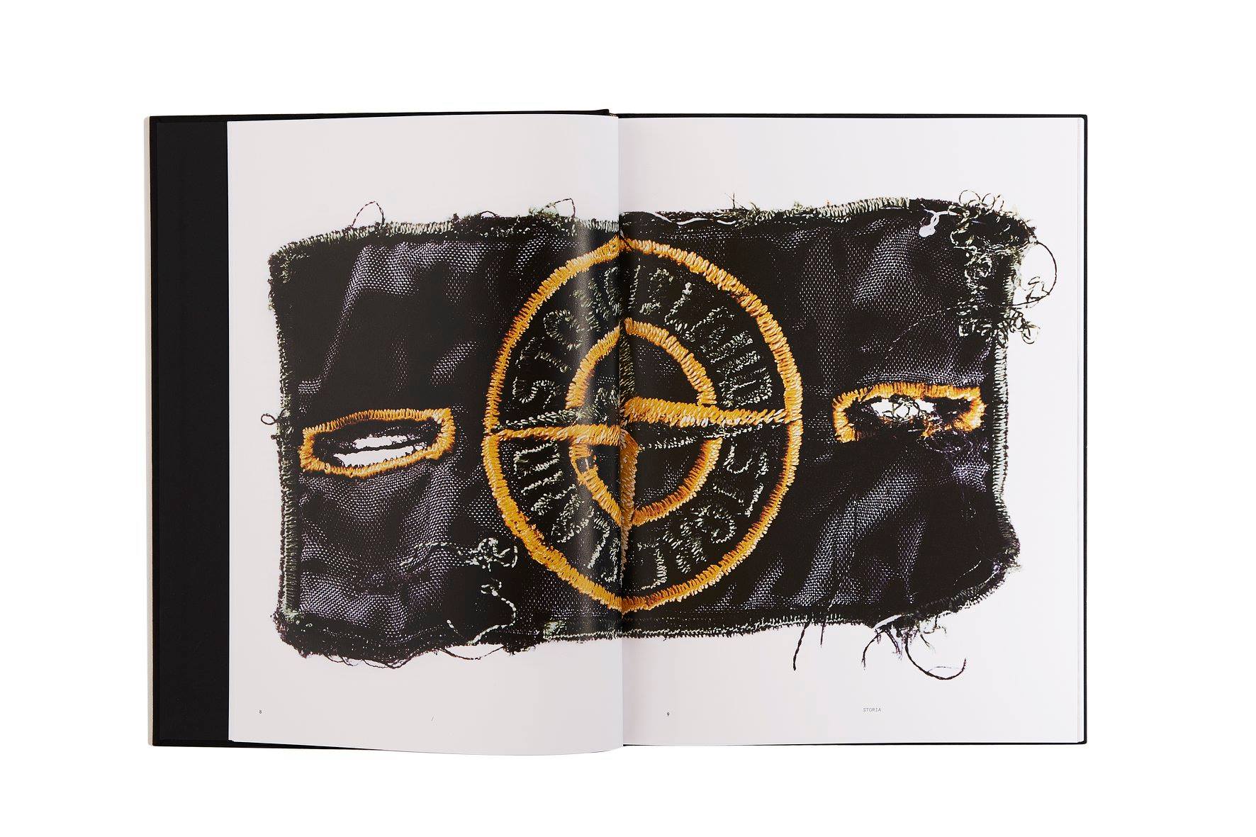 Stone - STONE ISLAND: STORIA www.stoneisland.com STONE ISLAND 