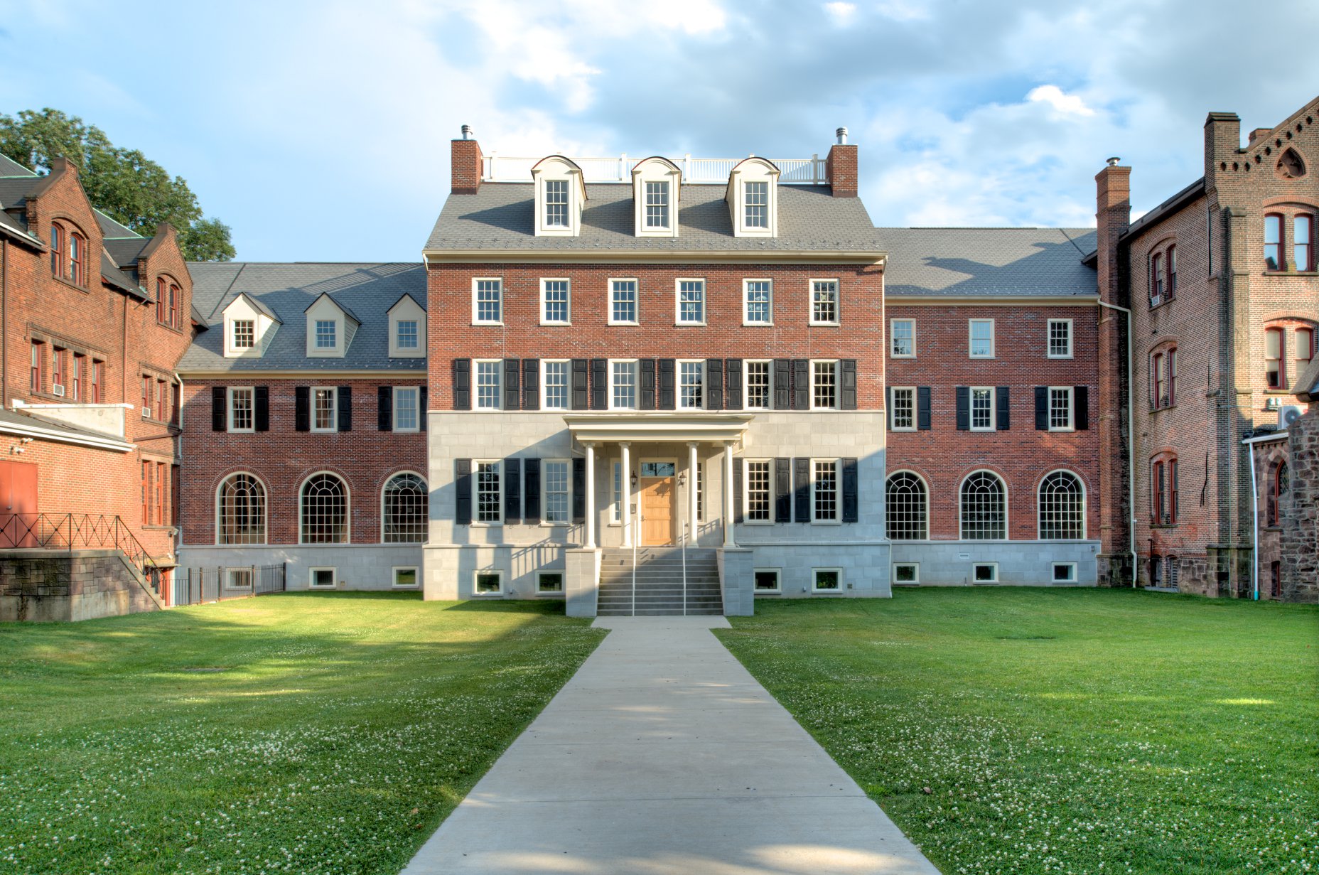 Doane Academy - Add Doane Academy backgrounds to your Zoom...