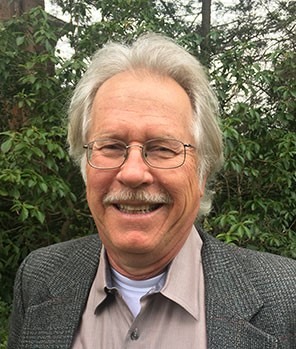 Today we spotlight Bruce Riggs, one of... - America in Bloom