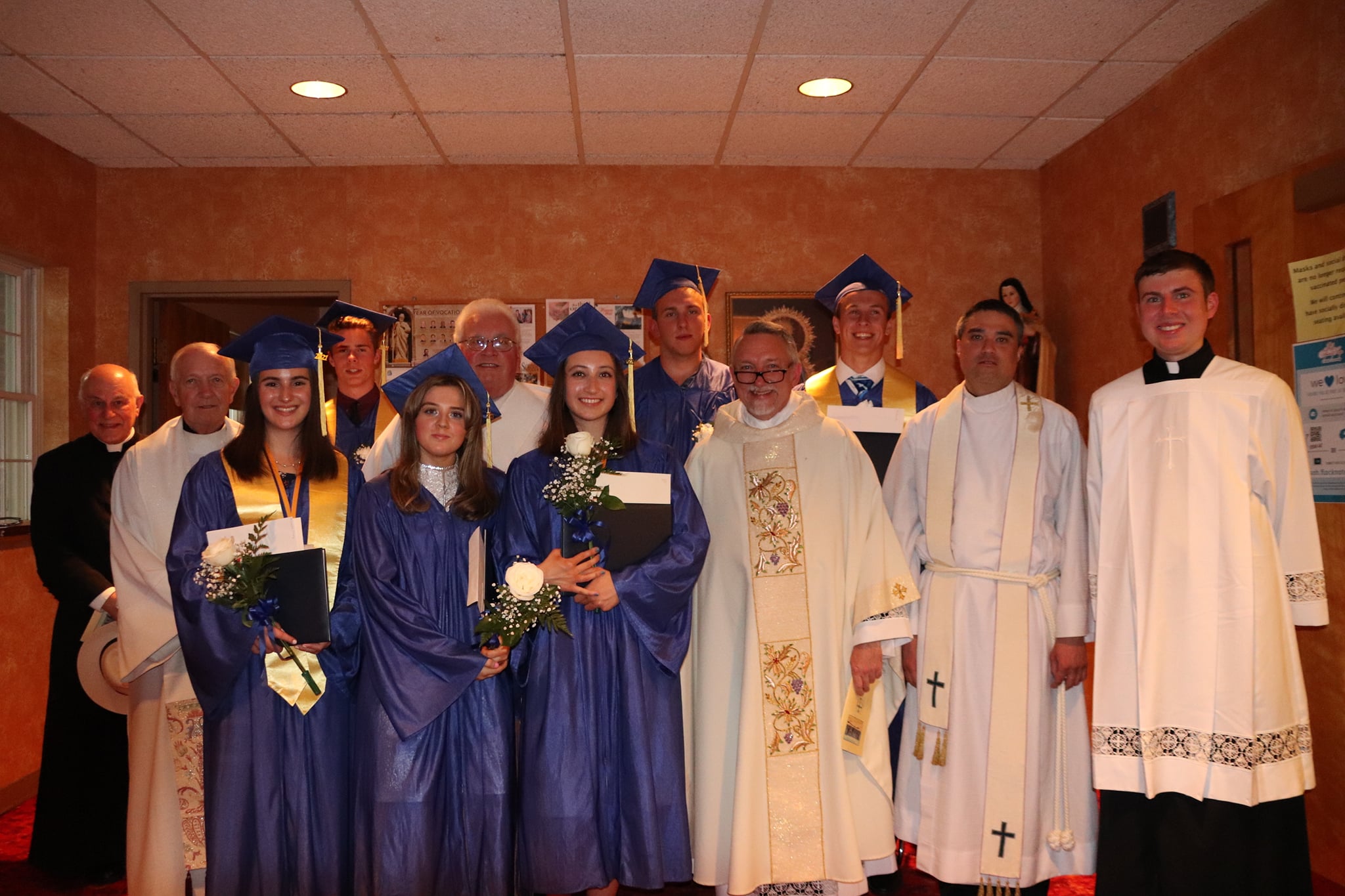 Congratulations to our senior class... - Holy Cross Academy