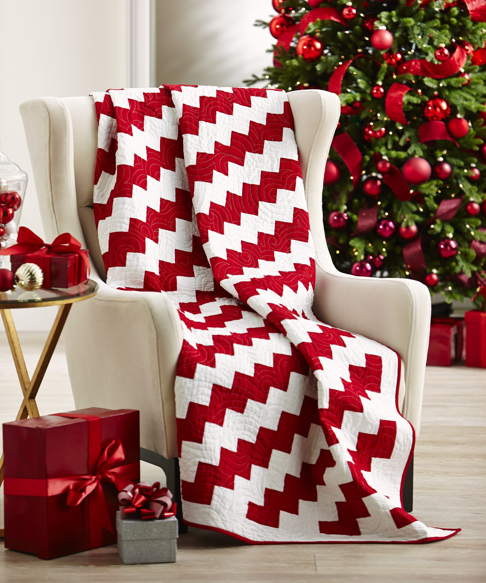 We have 40 free holiday... - American Patchwork & Quilting | Facebook