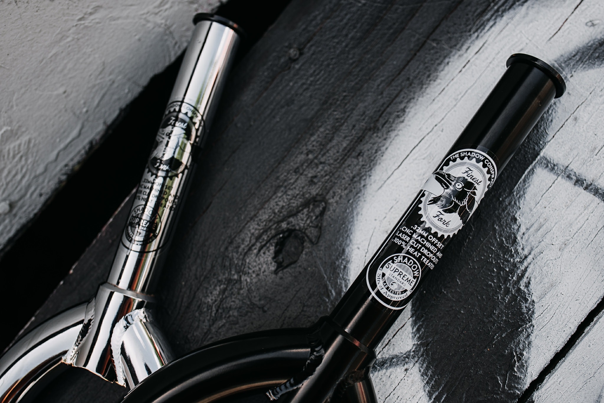 🕸CAPTIVE AUDIENCE🕸 The Shadow Captive fork features an ingenious