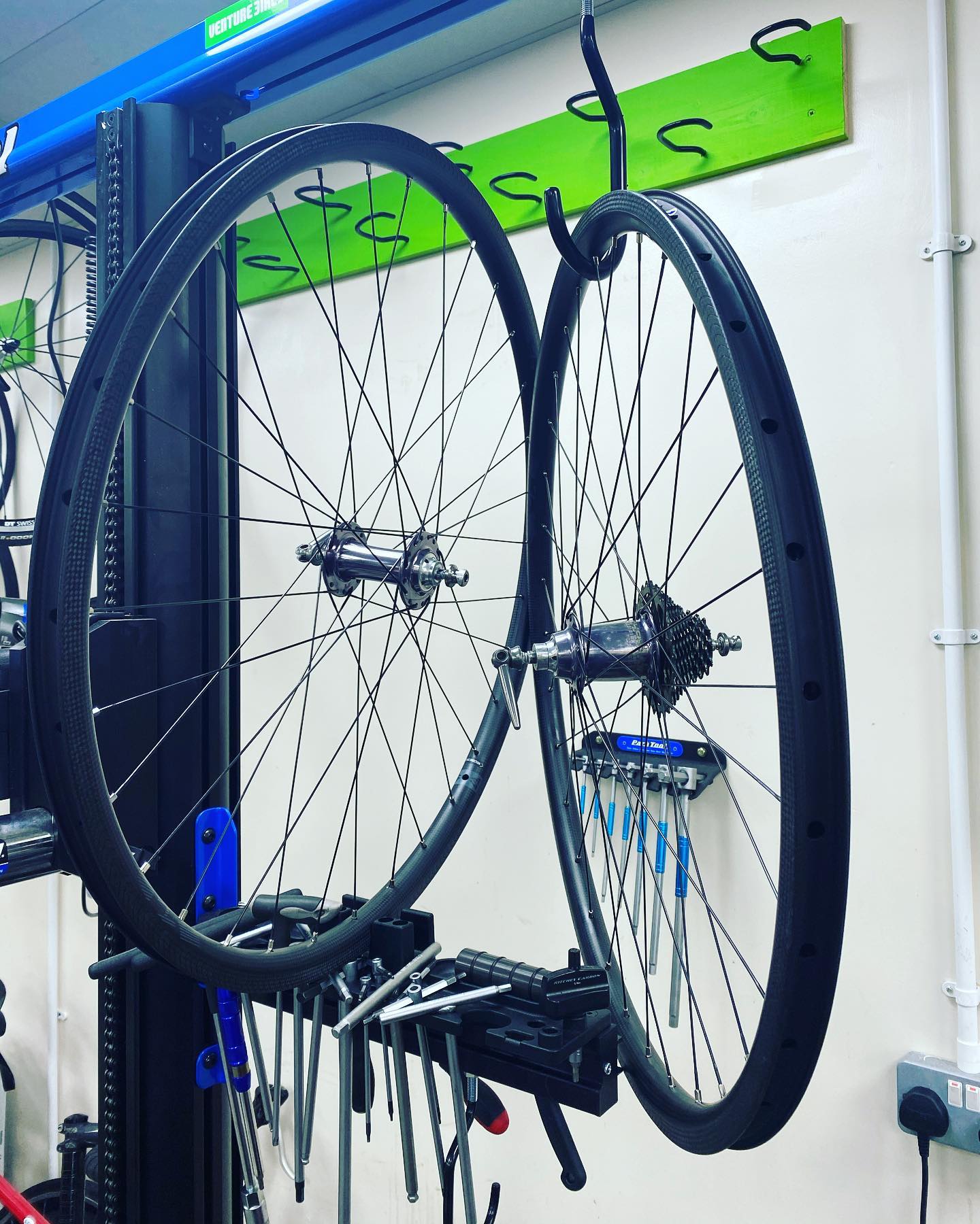 Chris King R45/Mavic Open Pro Hand Built Wheelsets 😍 Various hub