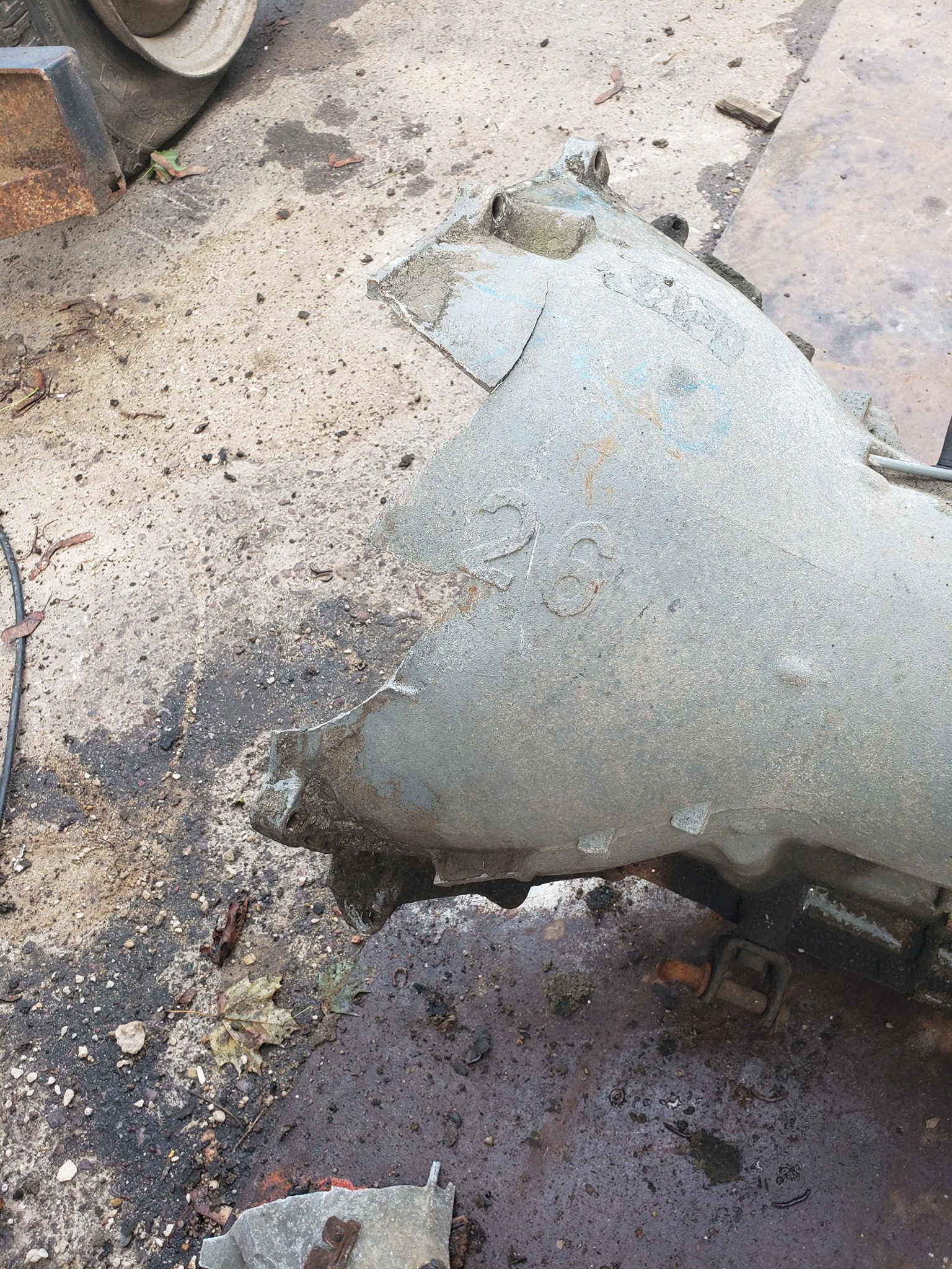 84 or 86 Chevy Turbo 400 and 208 c transfer case - Car Engines & Engine ...