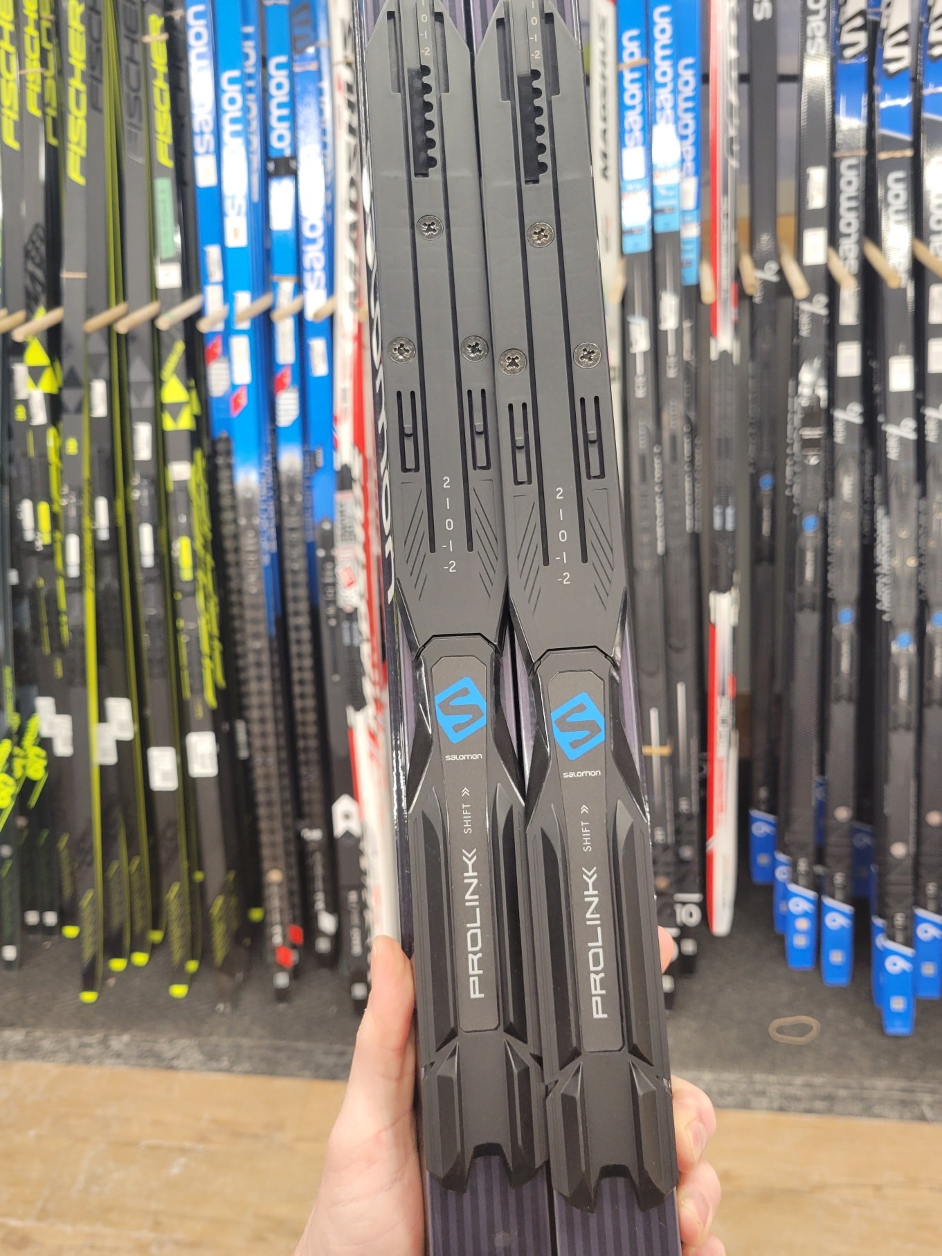 salomon aero 7 skin skis Package For Men  Velotique The AERO JUNIOR Grip is a lightweight Salomon Aero 7 Skin 