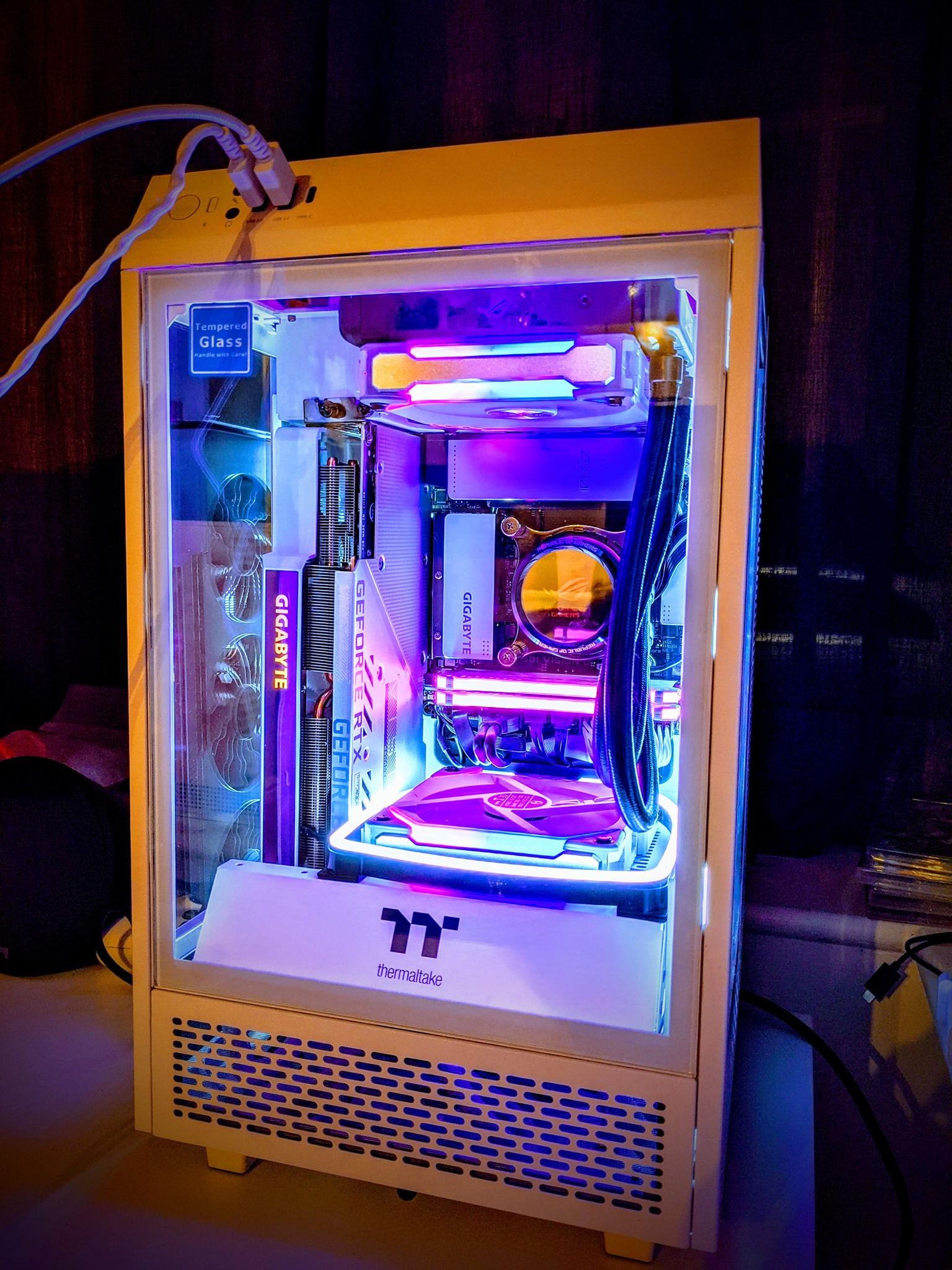Epic Tower 100 build rocking an I7 11700K x RTX 3080! 📷: u/h3w1tt84