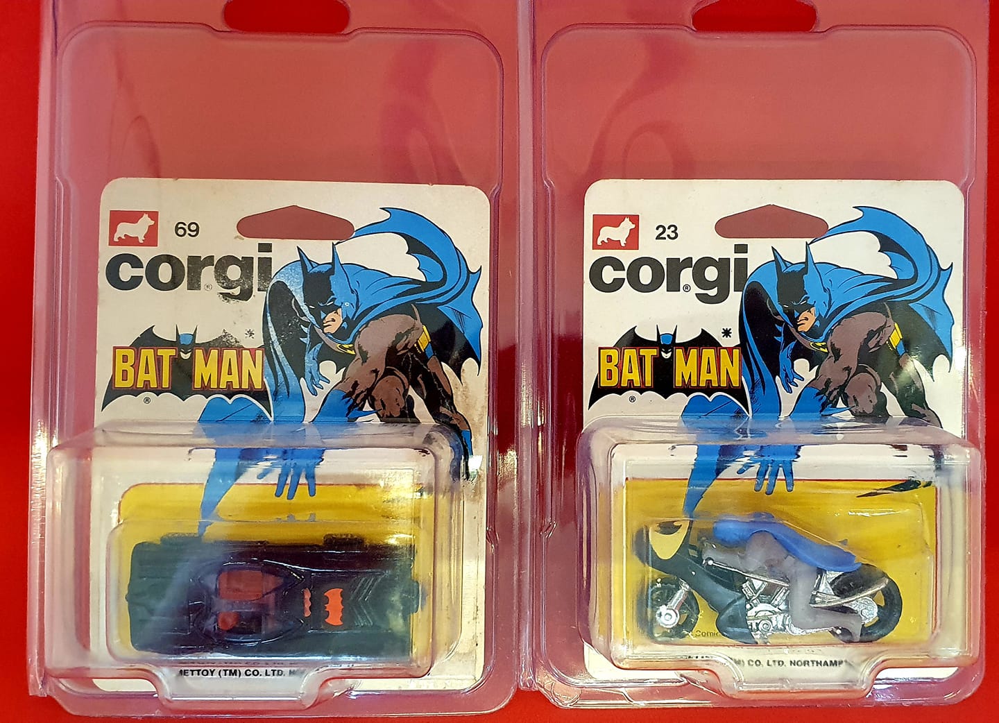 Corgi Batmobile 2000 DC Comics 1:18 Diecast