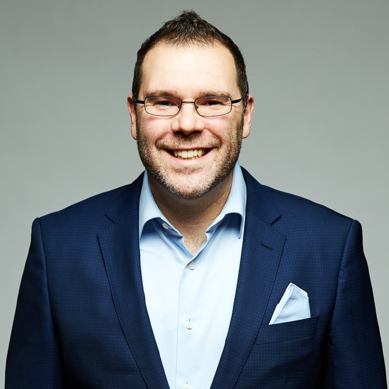 Home and wine pairing? 🍷🏠 Michael Smith worked in the world of high-end ...