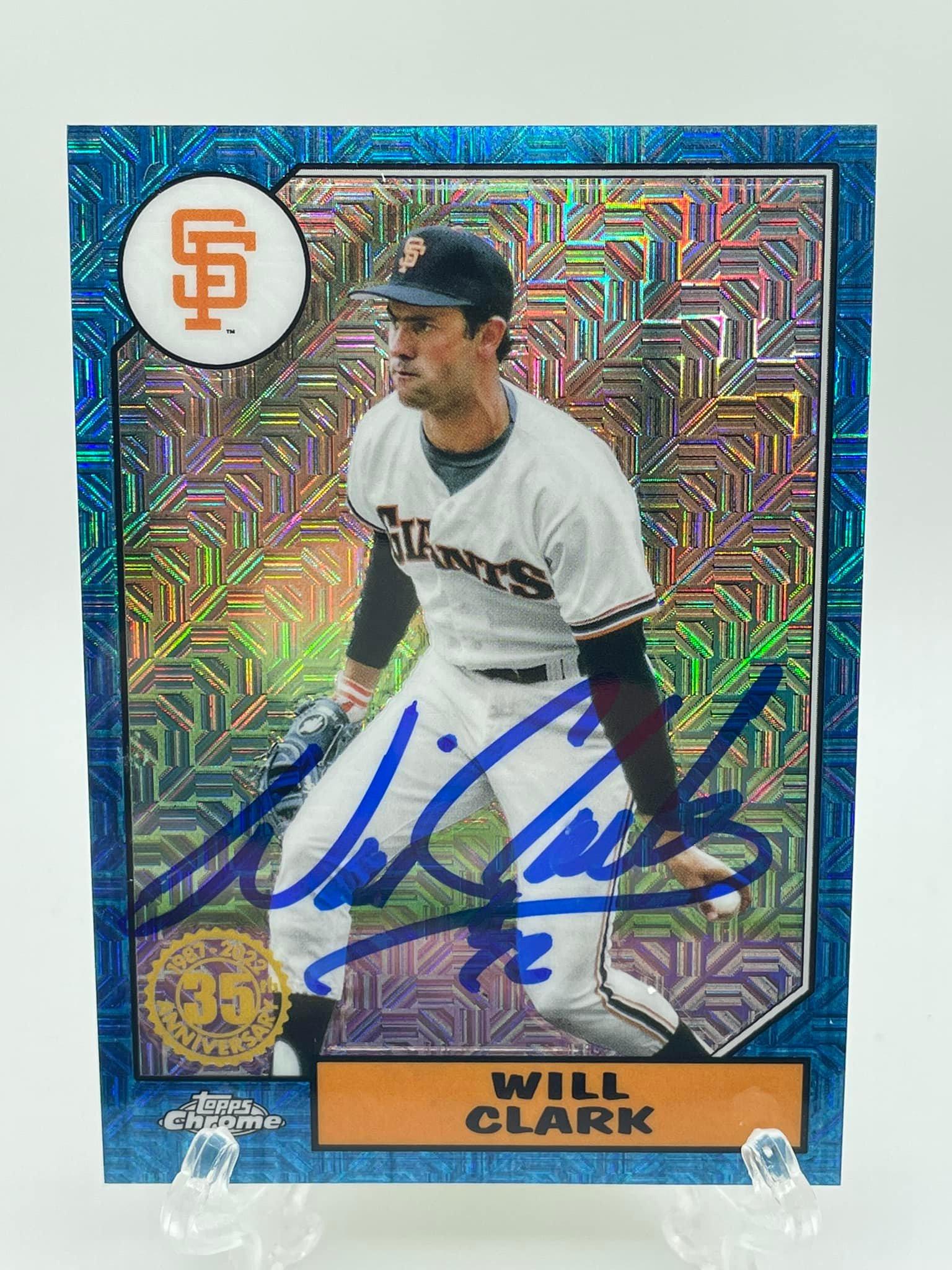 Will Smith on-card autograph from Topps Series 1 2024