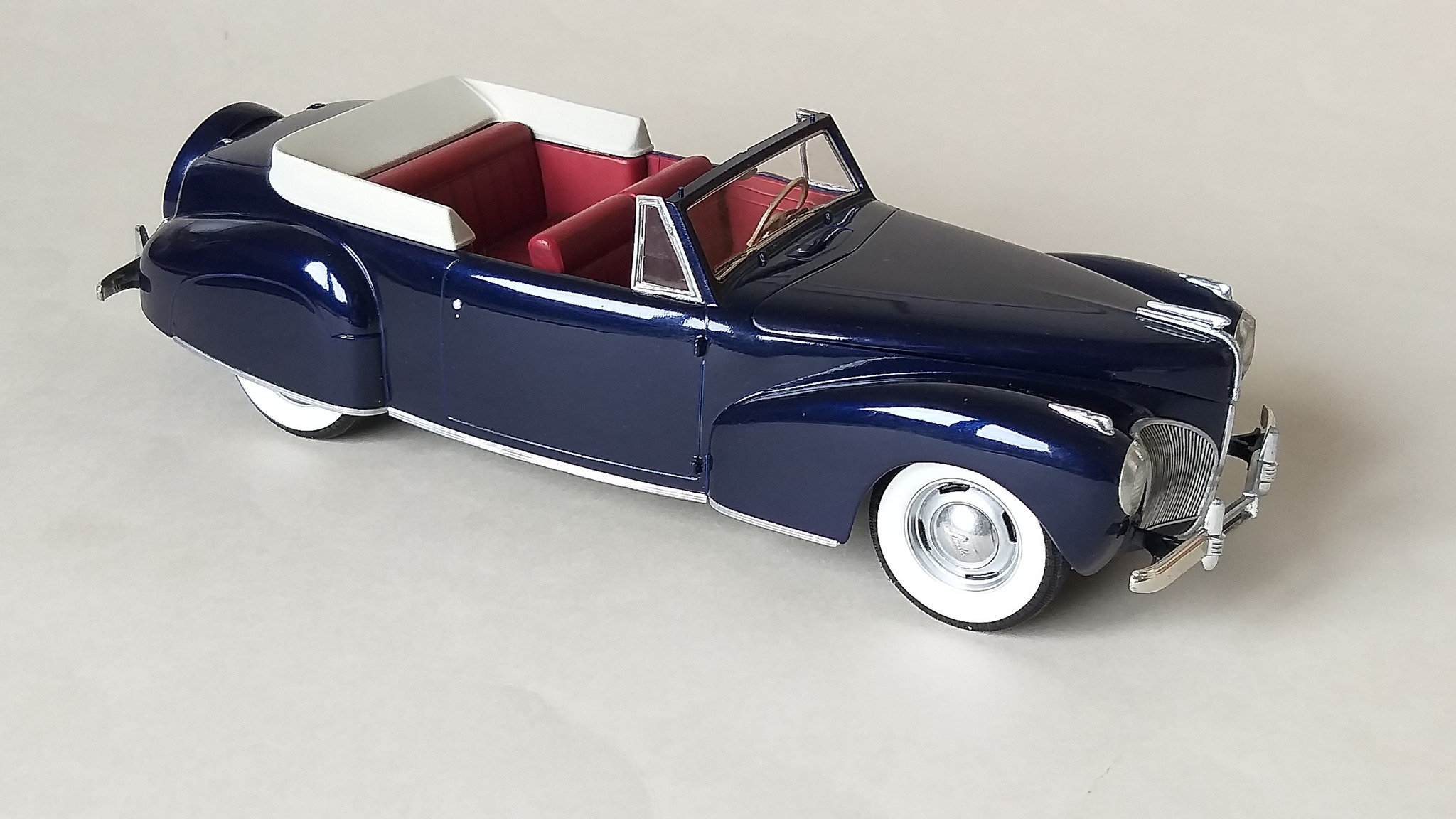 1/43 Rio Lincoln continental limousine 1941#82