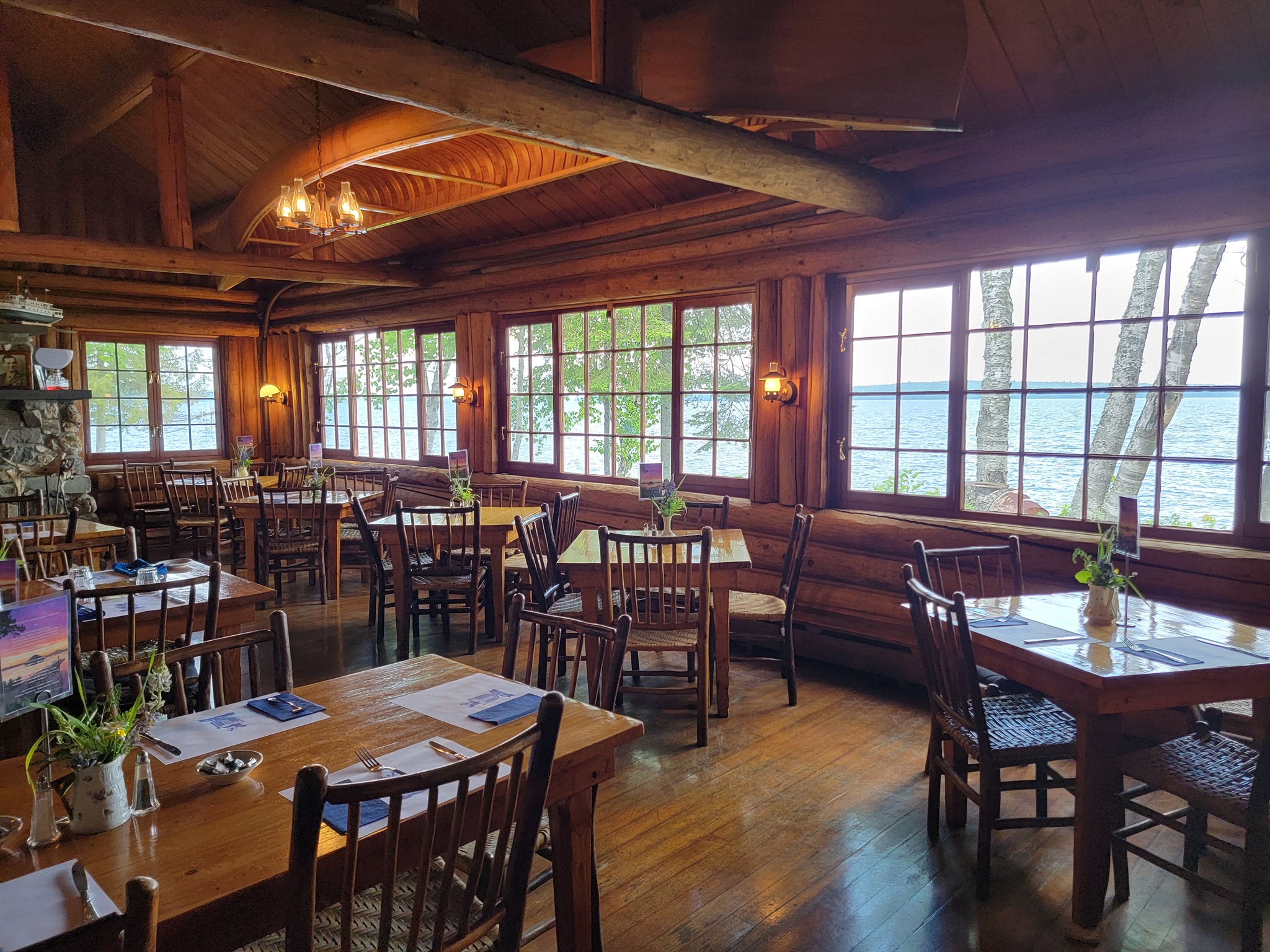 Our restaurant and lounge are open... - The Birches Resort | Facebook