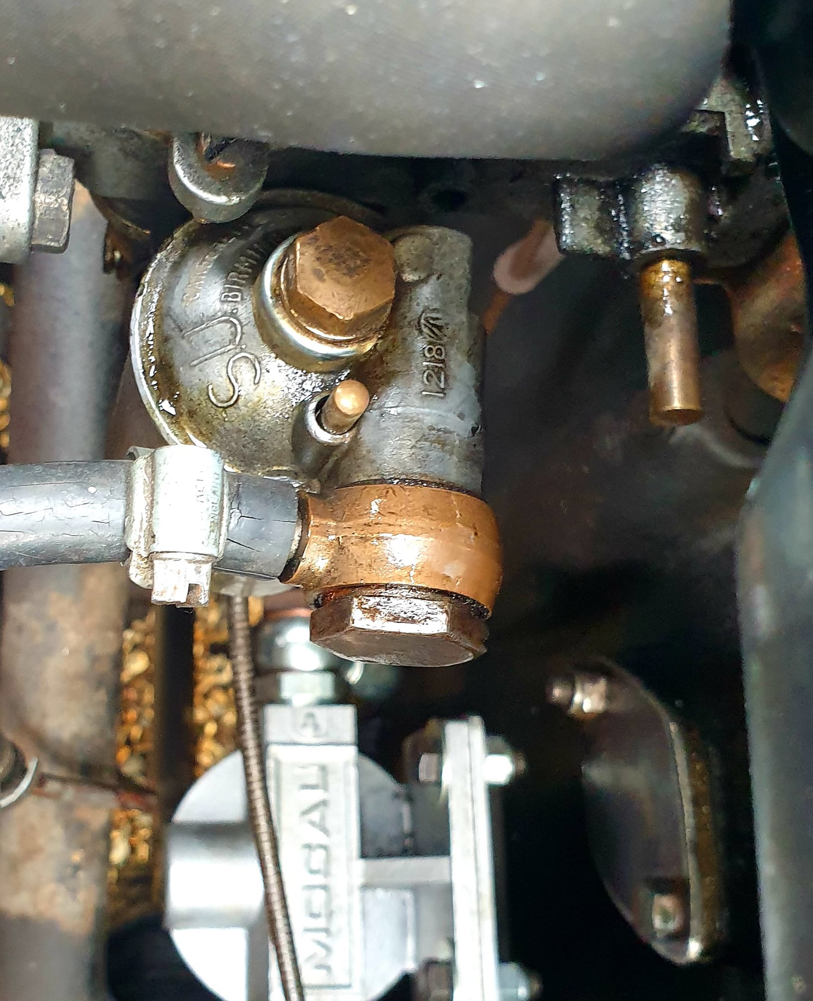 The Riley RM series 1945-57 | My fuel pump seems to be slightly leaky ...