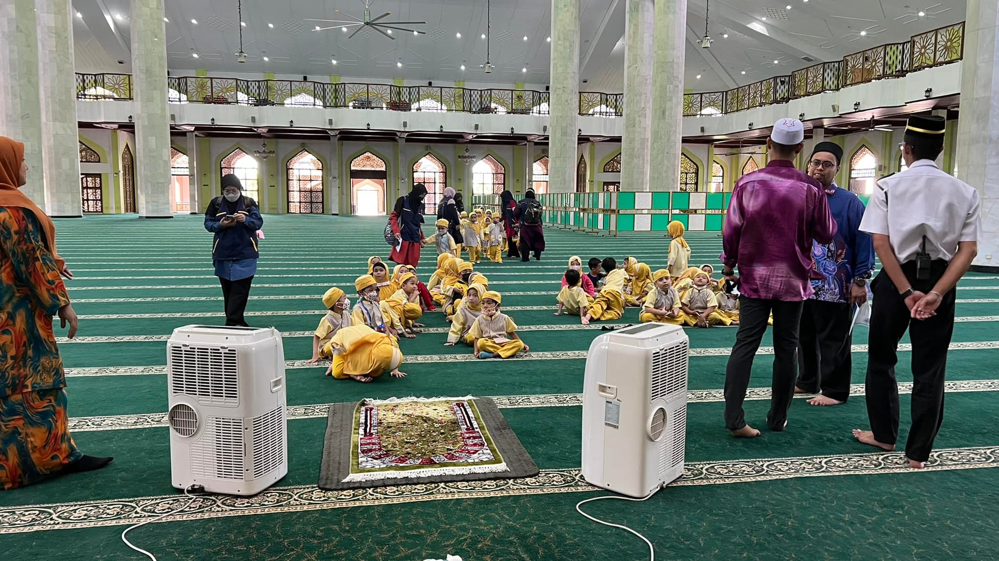 Lawatan Ke Masjid... - Masjid Al-Azim Masjid Negeri Melaka | Facebook