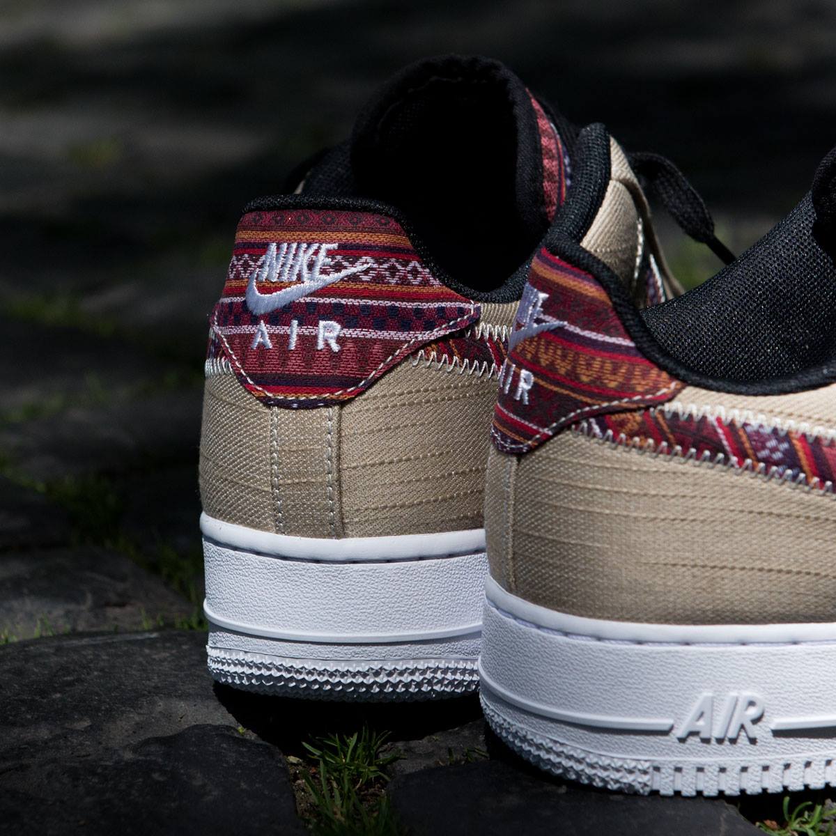 ? ??Nike Air Force 1 