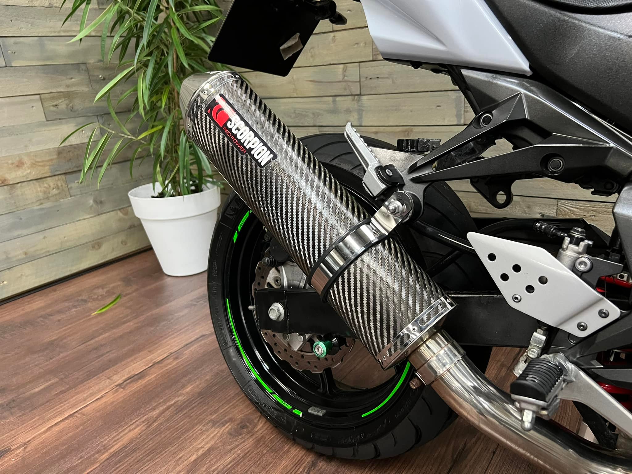 Kawasaki Z for sale with Scorpion exhaust and extras