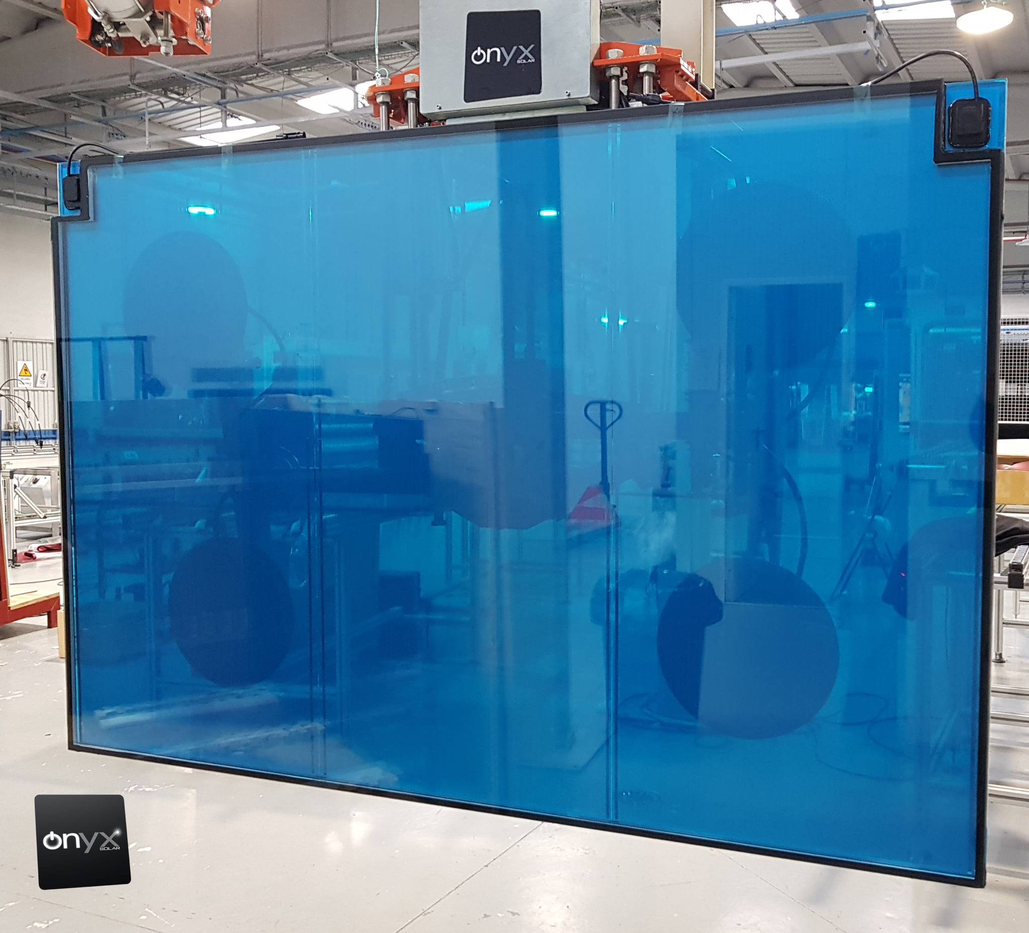 🇺🇸🇬🇧 Our factory keeps working to... - Onyx Solar Energy