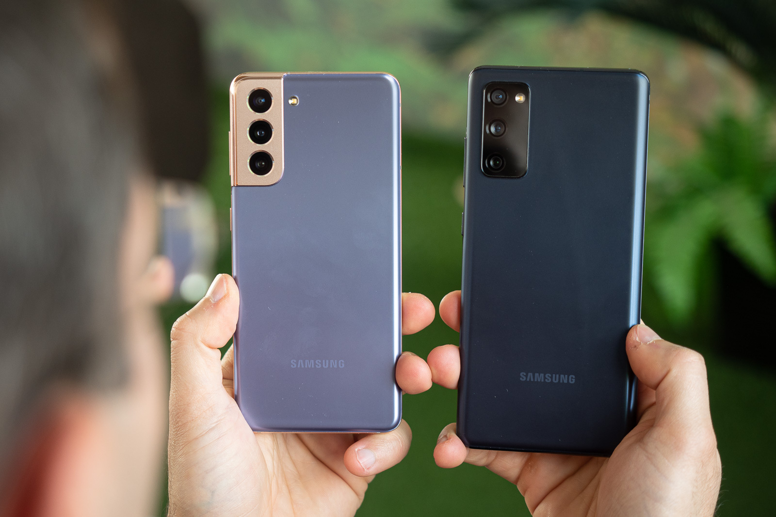 PhoneArena - Samsung Galaxy S21 vs Galaxy S20 FE — Which... | Facebook