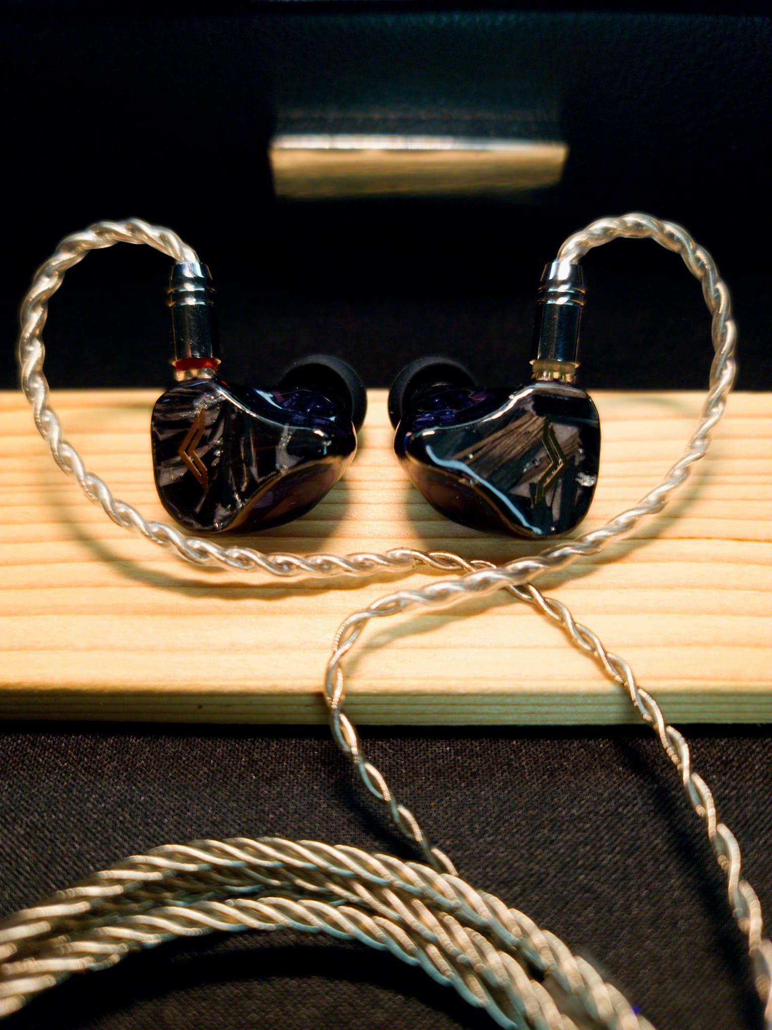 Aur audio neon pro review with customized re-cable and ic