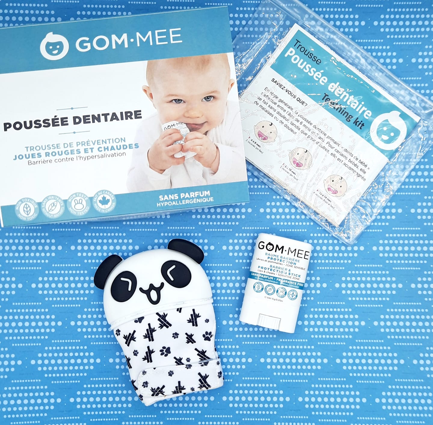 Gom Mee La Trousse Poussee Dentaire Contient Une Mitaine De Dentition En Silicone Ainsi Que Notre Baume Barriere Protection Qui Protege Les Joues Le Menton Et Le Cou De La Salive Excessive