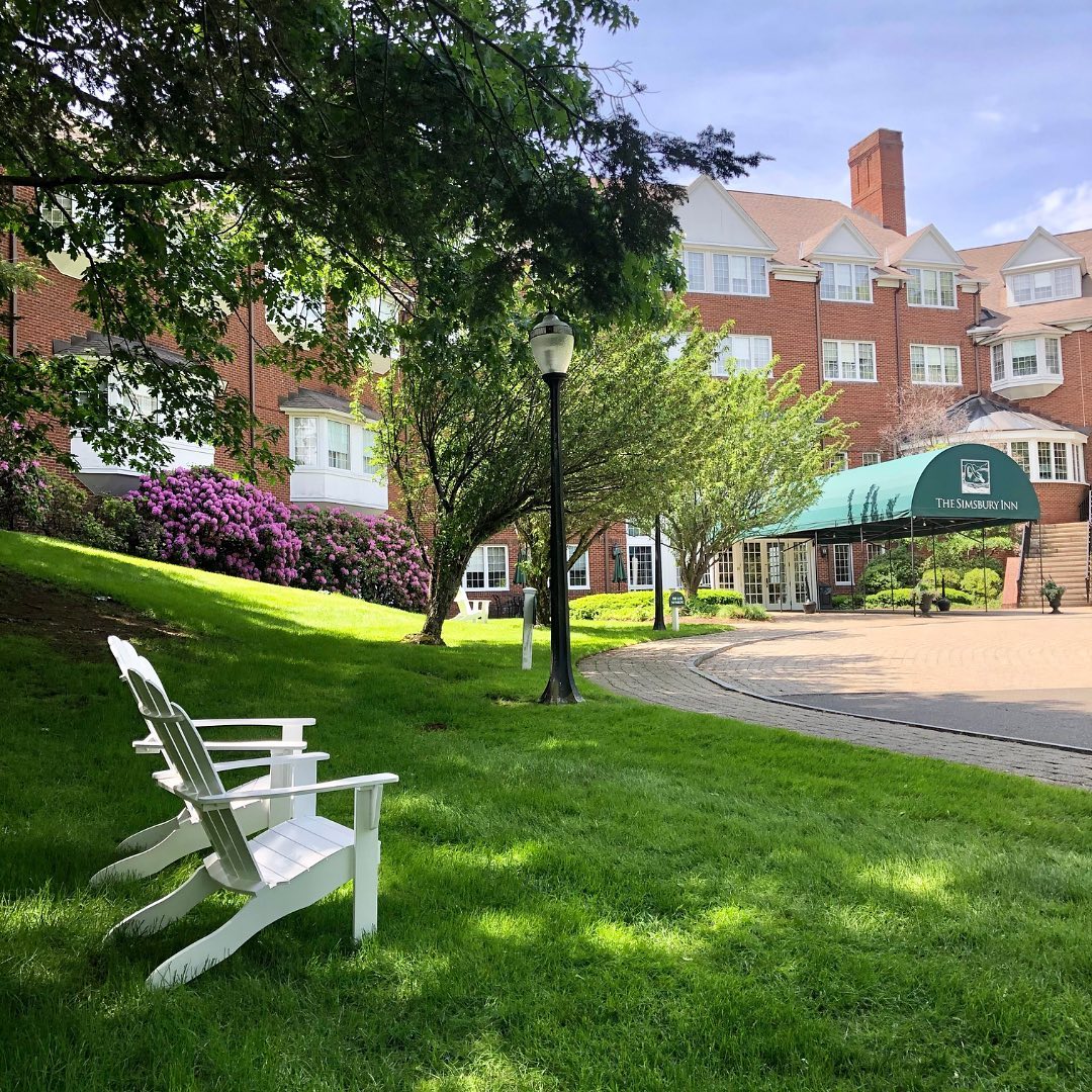 The Farmington Inn & Suites | Farmington CT
