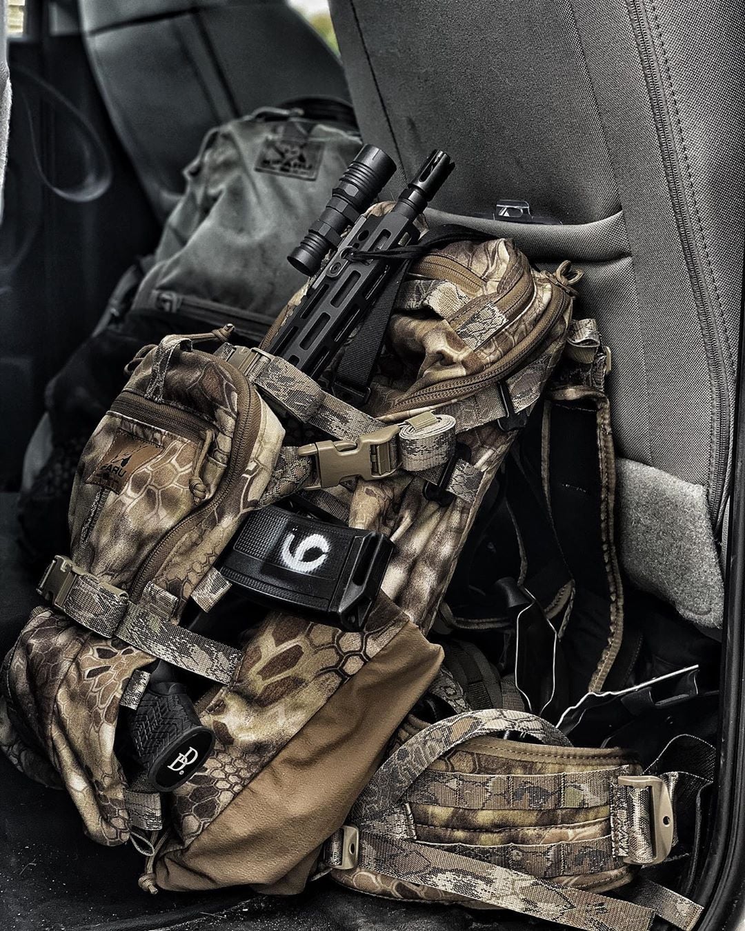 Kifaru go bag with shape charge and Sherman pocket