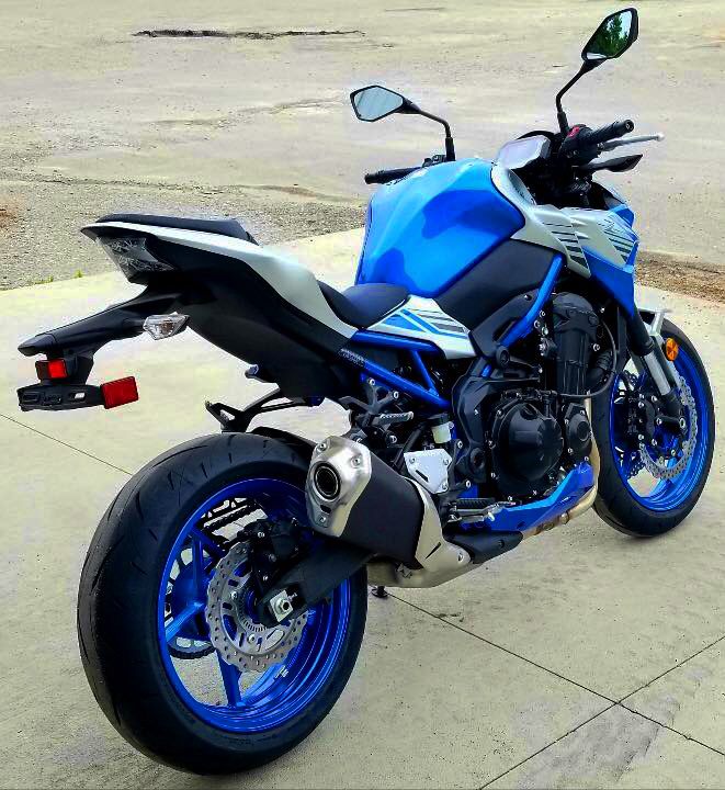 2023 Kawasaki Z900 ABS motorcycle with $1000 rebate