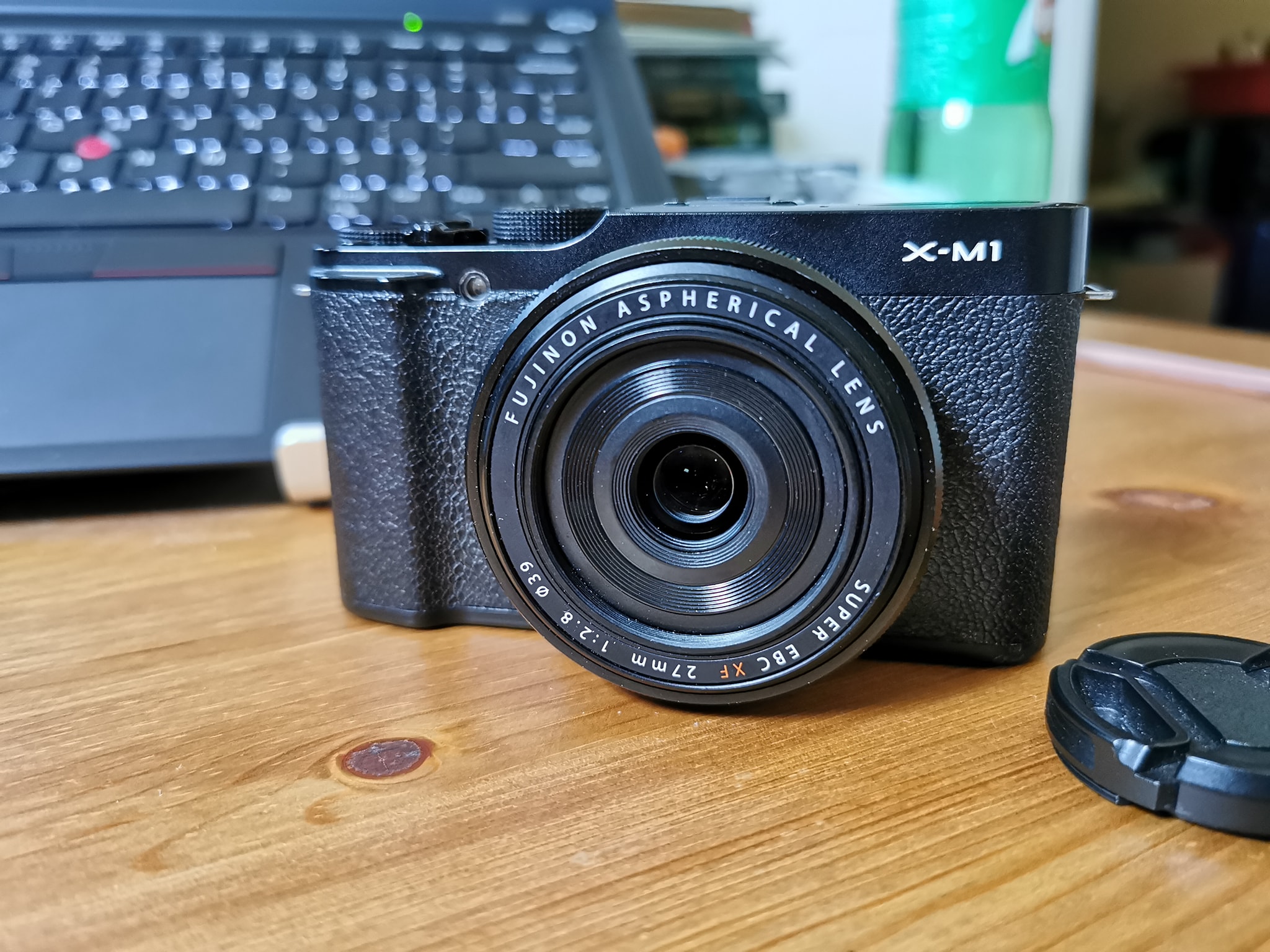 Fujifilm X-M1 camera with zoom lens