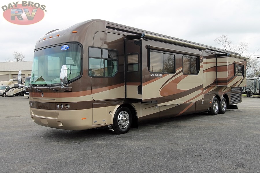 🎇 Motorhome Blowout Sale at KYs #1... - Day Bros RV Sales