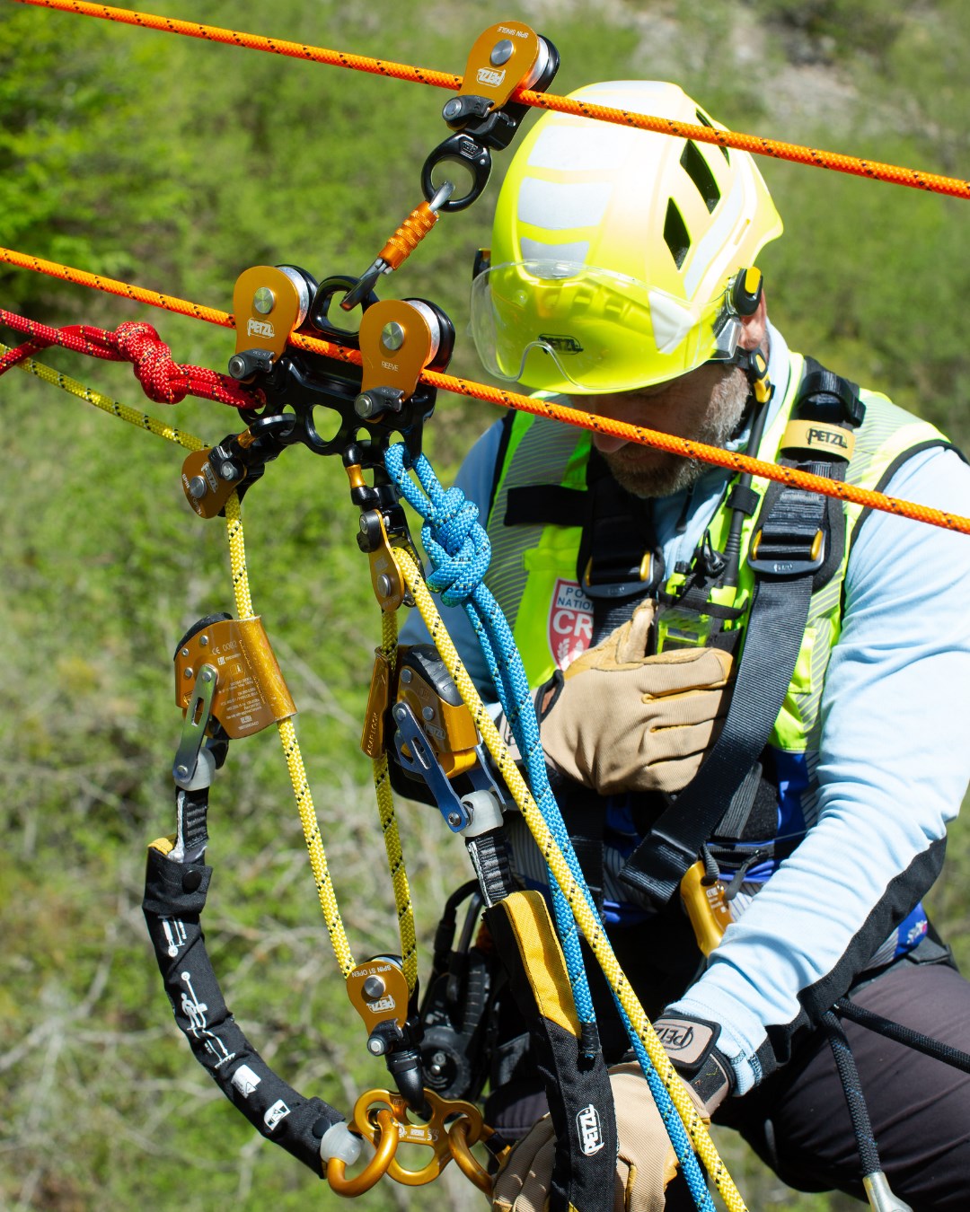 Descendeur PETZL Stop – Pour Spéléologie, Cordes 8,5 à 11 Mm, Frein Assisté, Poignée Ergo, Acier Inox