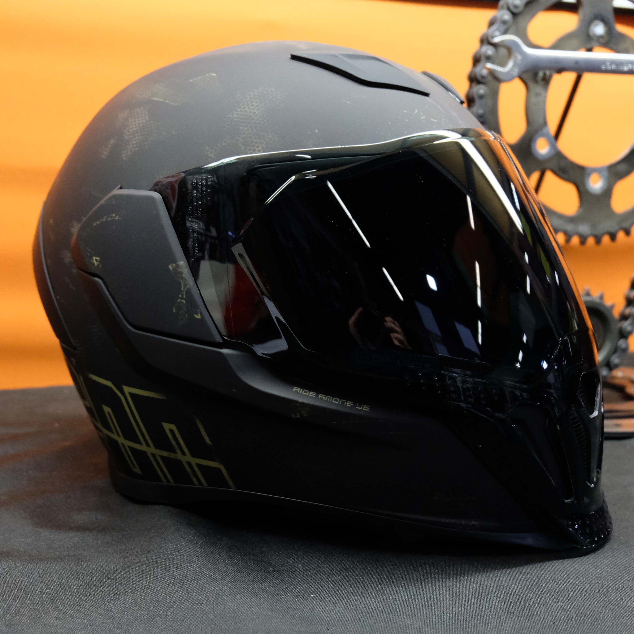 icon airflite mips stealth full face helmet (XL) Automotive Injection molded polycarbonate shell for strength Multiple oversized intake and exhaust ports Fog Agv Stealth Helmet Visor Buy