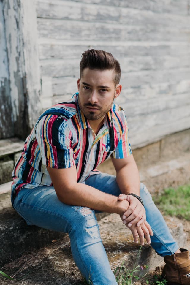Adam Calvert - Come hang with me tonight!!!! 😊 I’ll be... | Facebook