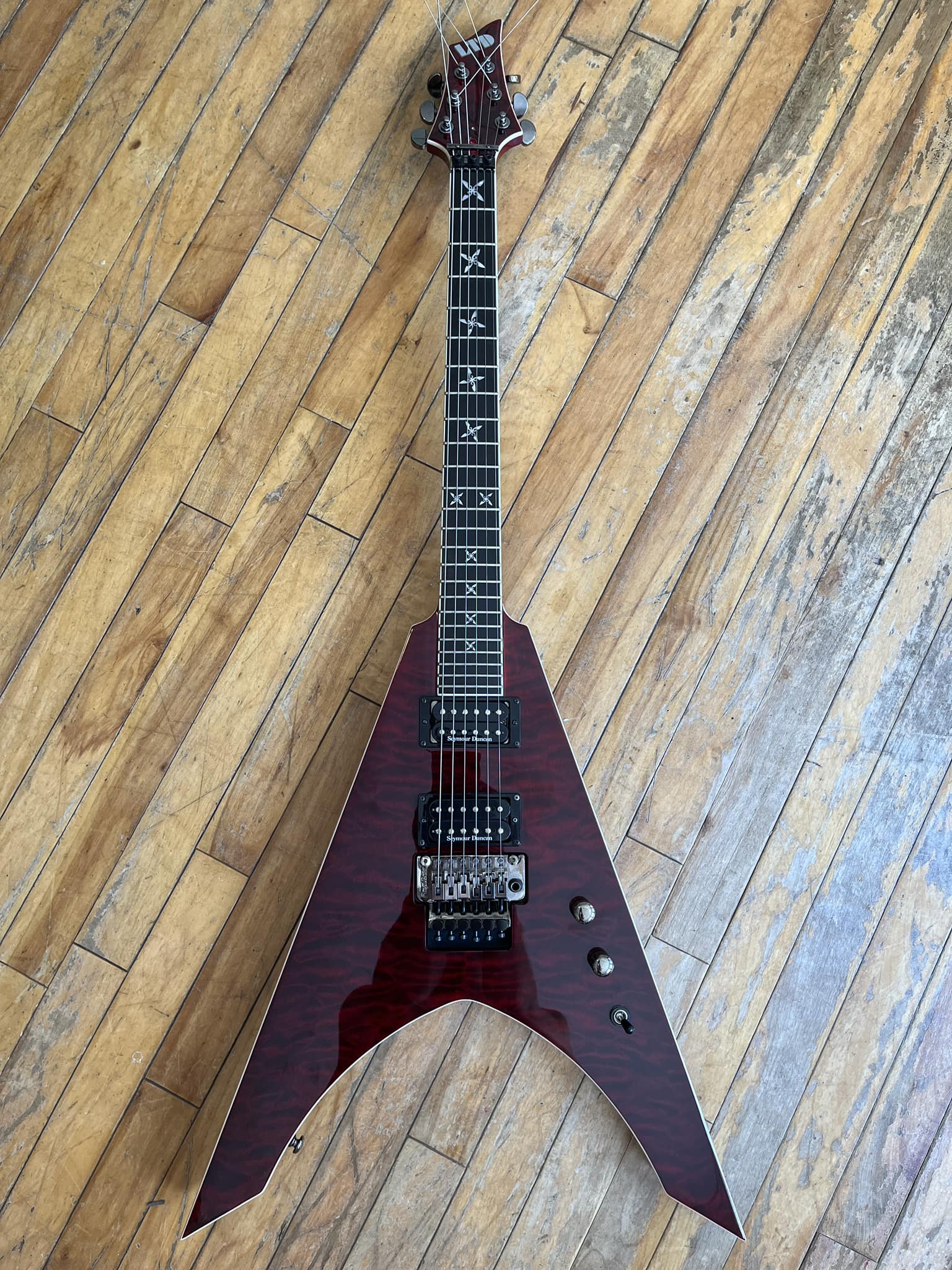 My new toy!! Esp Ltd Ninja-600 Michael Amott signature 2008