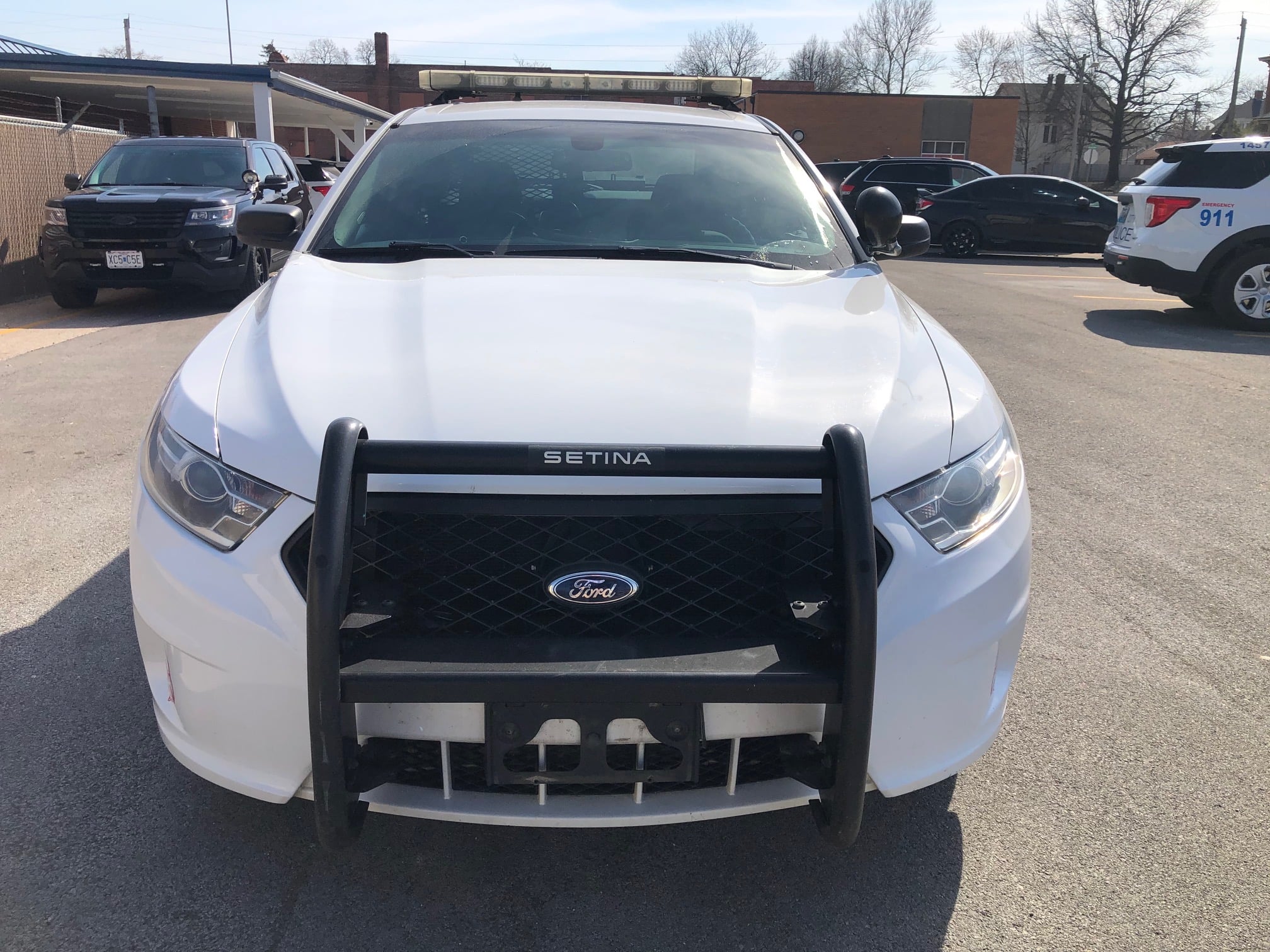 Ford Setina Kaufennull