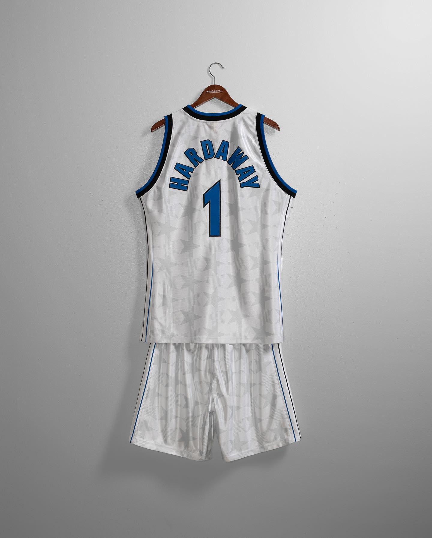 Introducing the Authentic Penny Hardaway '98 Magic Home Jersey The @ orlandomagic first wore these uniforms during the strike shortened '98-99 season, which was also @iam1cent's final year in Orlando. Hardaway had an