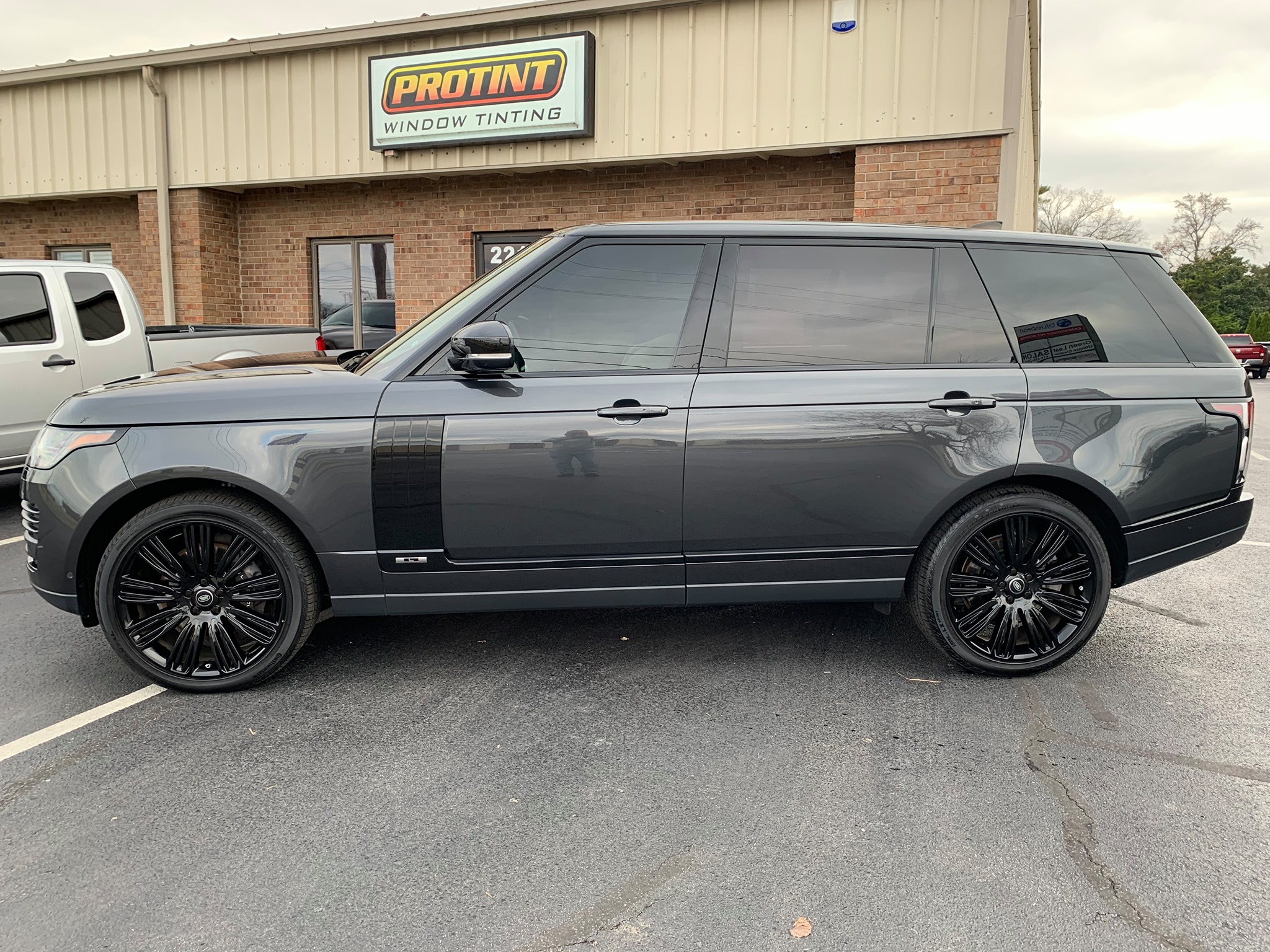 Beautiful Range Rover with our... - Protint Window Tinting