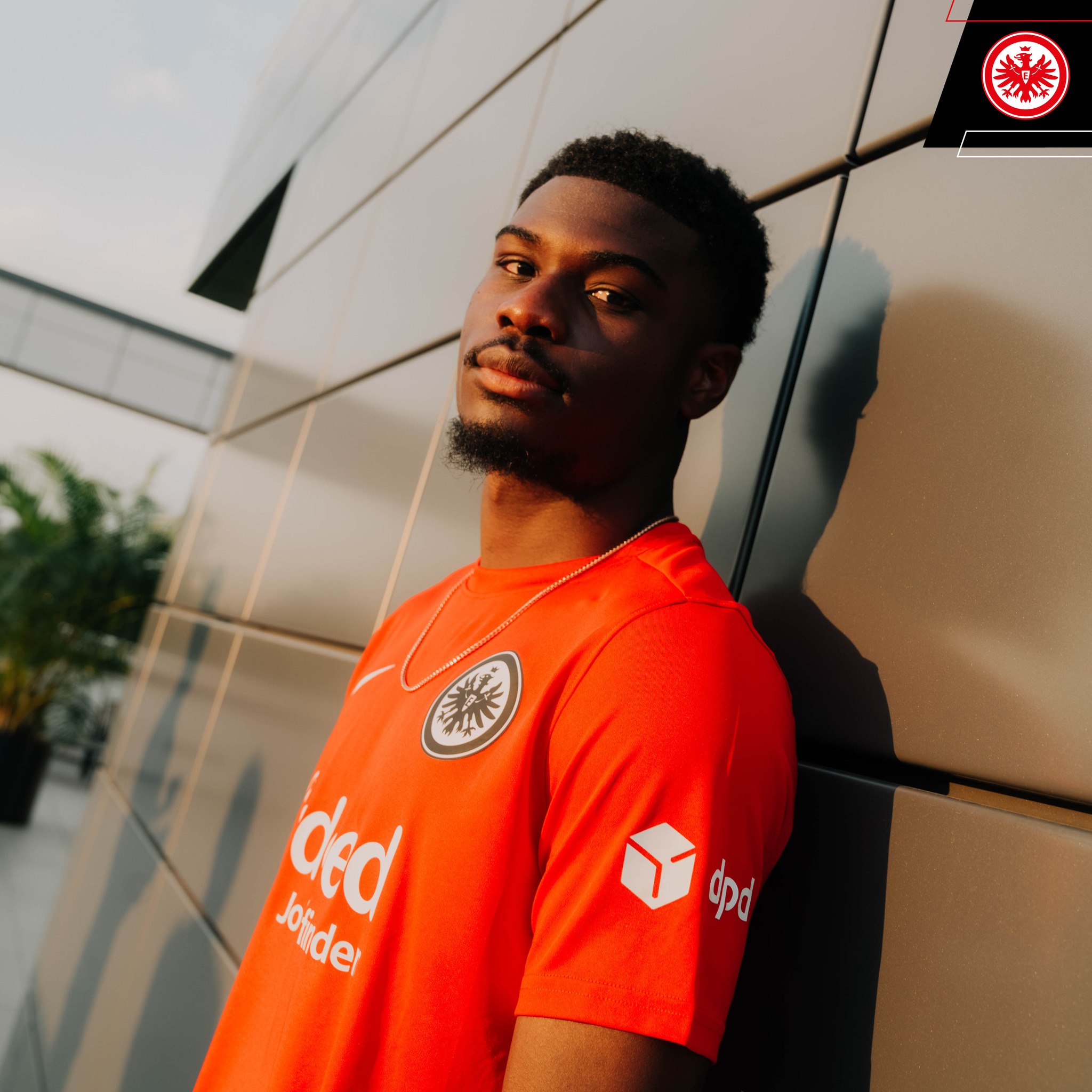 🦅 Neue Adlerträger im Porträt!... - Eintracht Frankfurt | Facebook