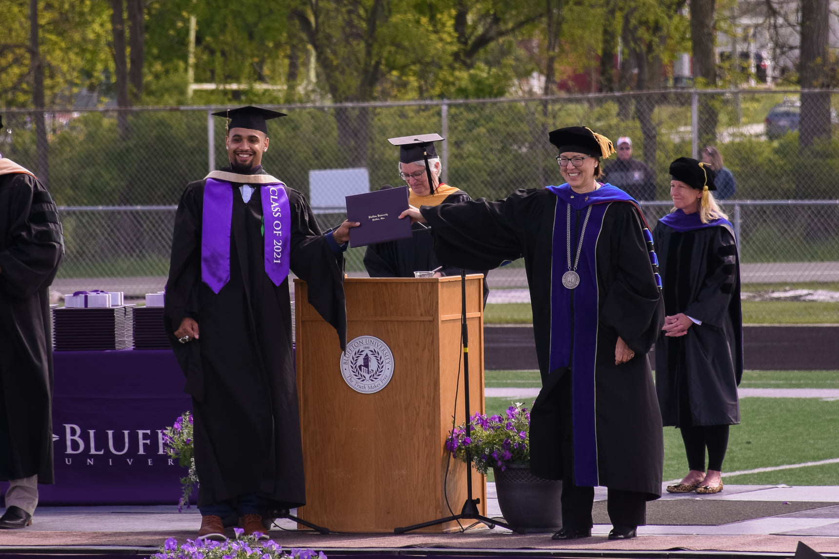 2021 Graduates! Your graduation... - Bluffton University
