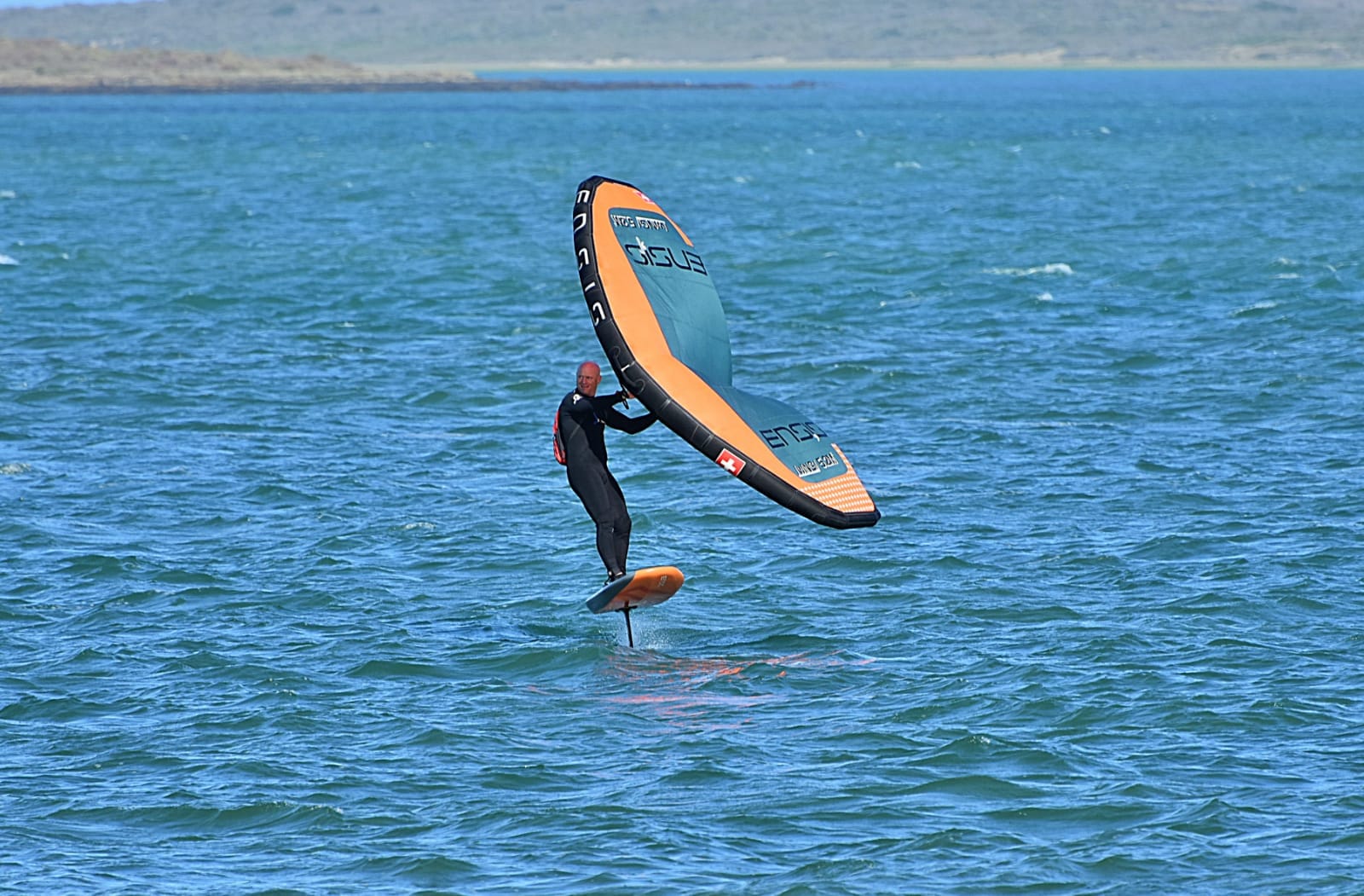 Ensis 5.2 wing foil review for solo wing foilers