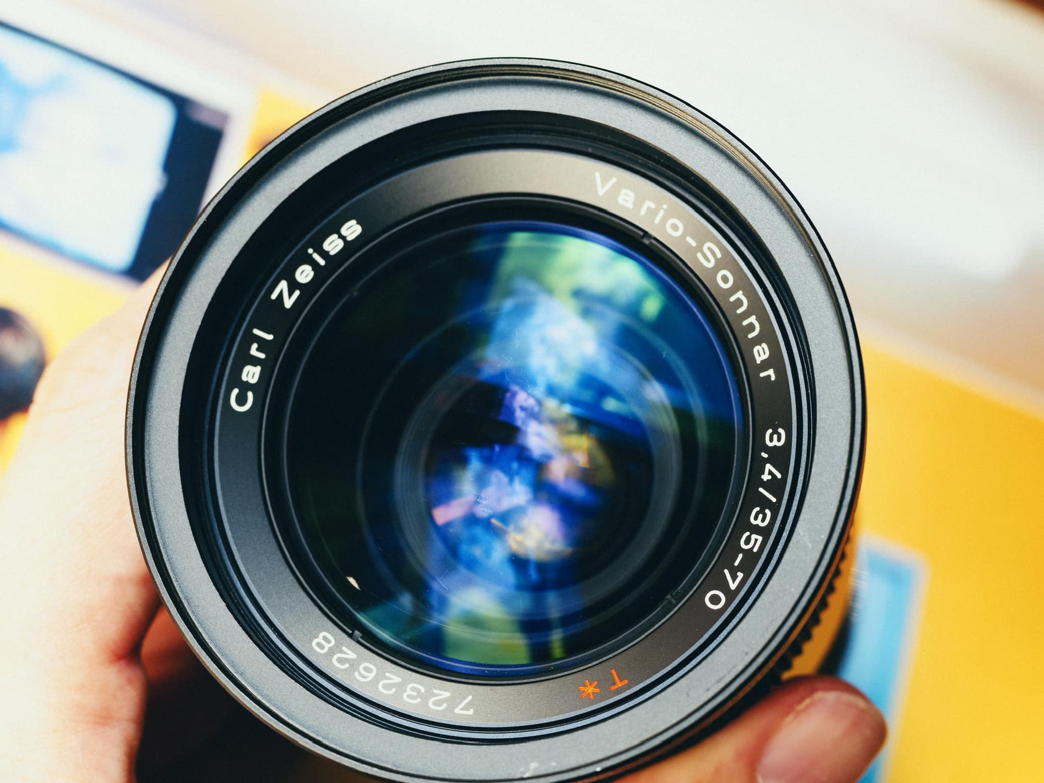 Contax Carl Zeiss Vario-Sonnar 35-70mm f/3.4 lens performance issues