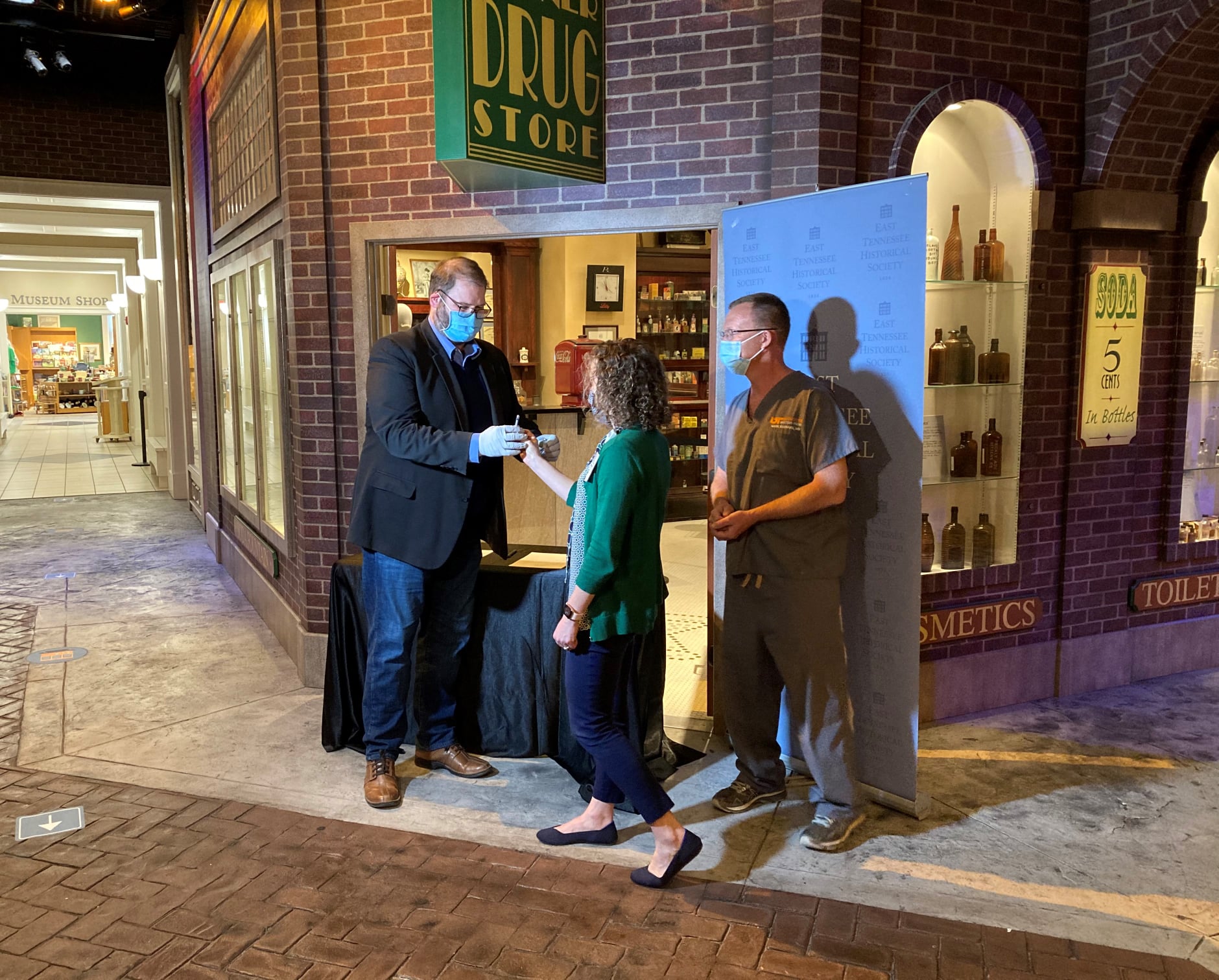 How does a museum commemorate current... - Heritage Alliance
