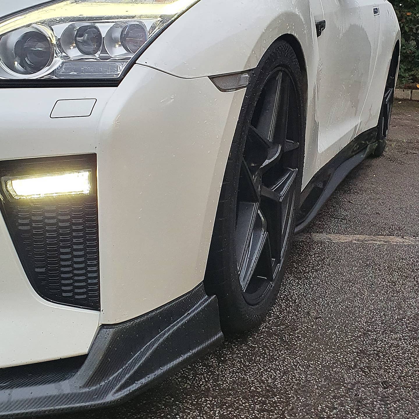 Knight Racer - New KR Full Carbon Aero Pack installed for...