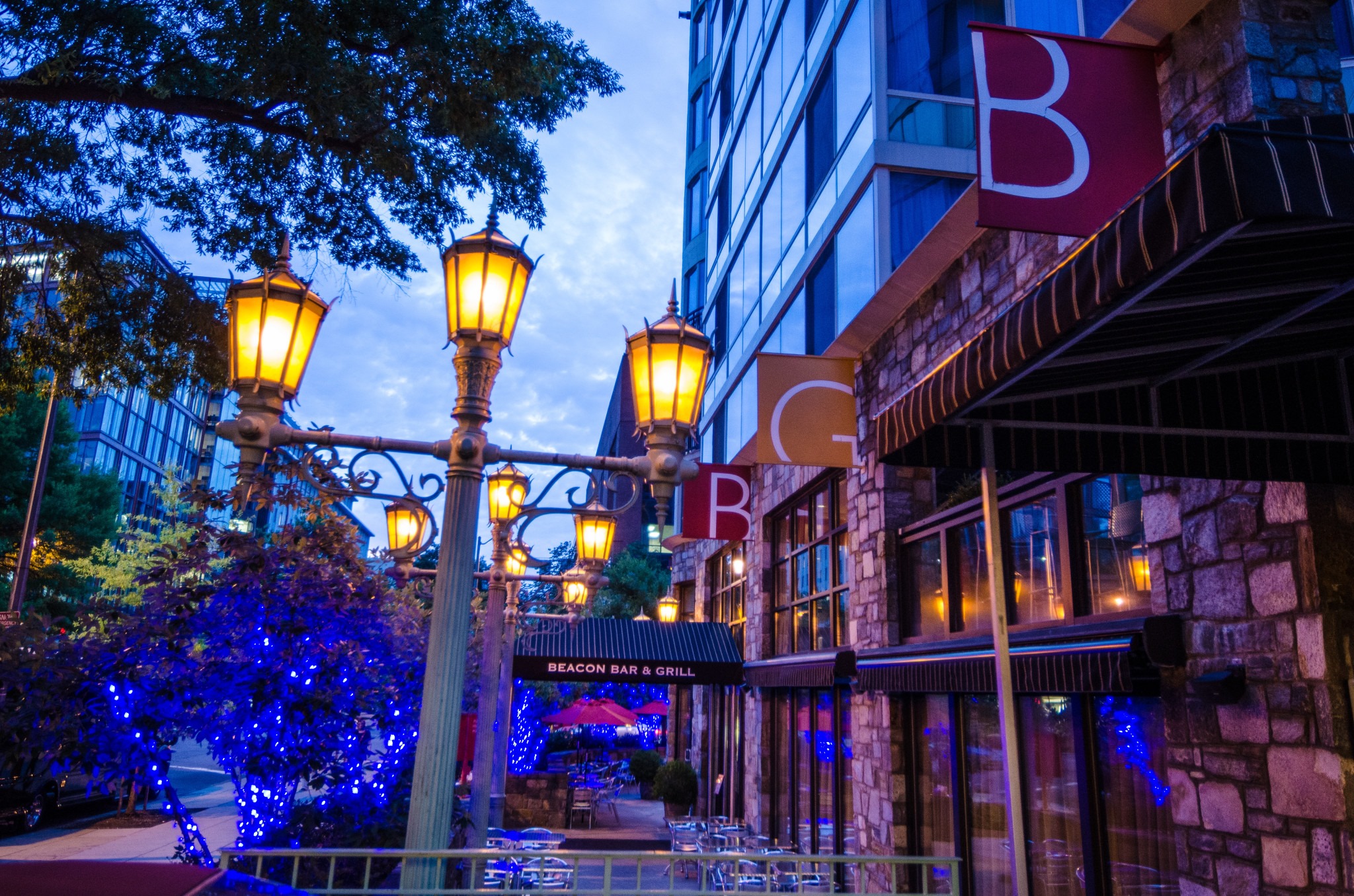 Beacon Bar & Grill 1,539 Photos 316 Reviews Bar & Grill 1615 Rhode Island Avenue, NW (In