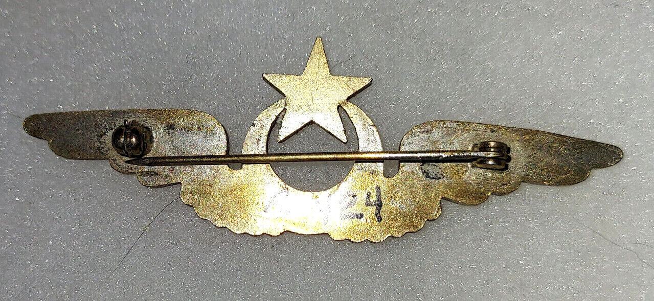 What is this 1937 Turkish Air Force badge worth?