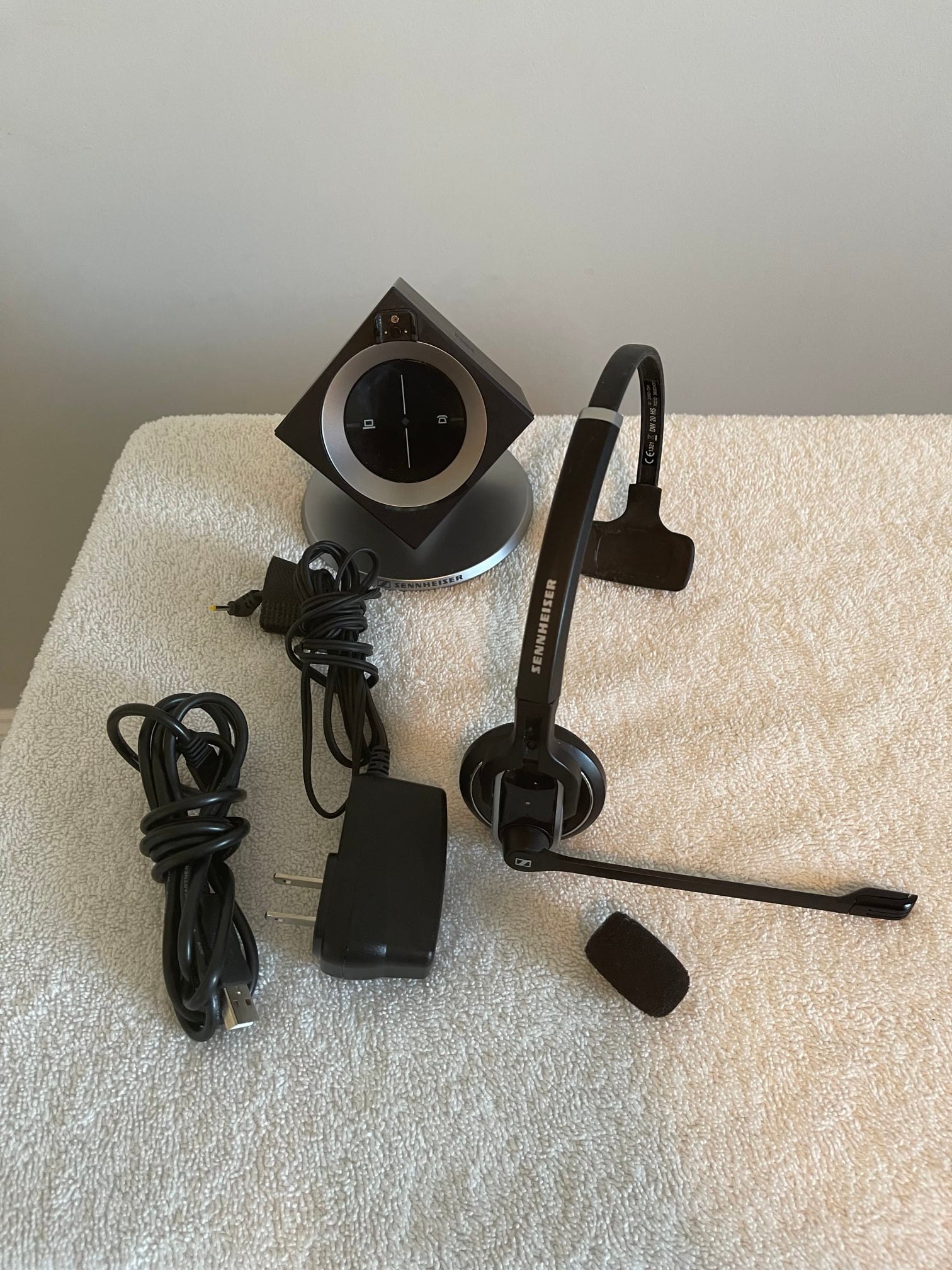 Cuffie Wireless Sennheiser DW Pro2 ML DECT Per Microsoft Teams – Ricarica Wireless