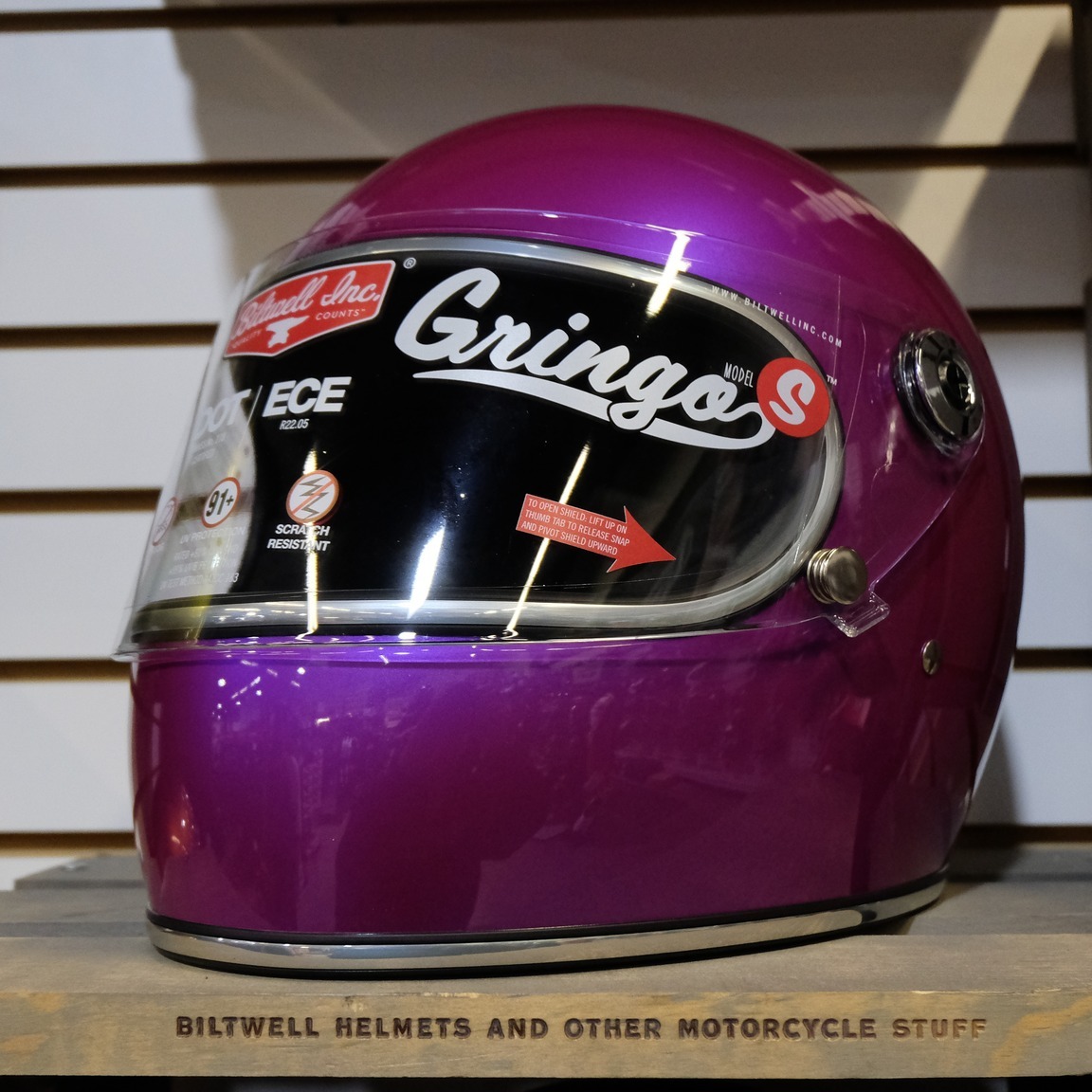 scorpion 3 piece helmet EXO-R430 Full-Face Head Trip Hi-Viz 2x Apparel_Mask Density EPS provide the Patagonia Black Hole Pack Colour:Firetiger