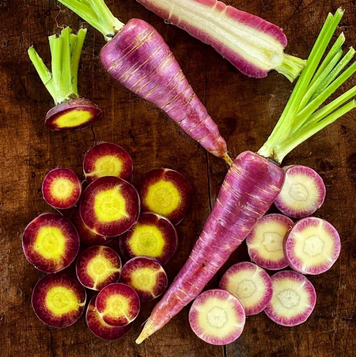 Gniff carrot 🥕 the glorious and flavorful heirloom from